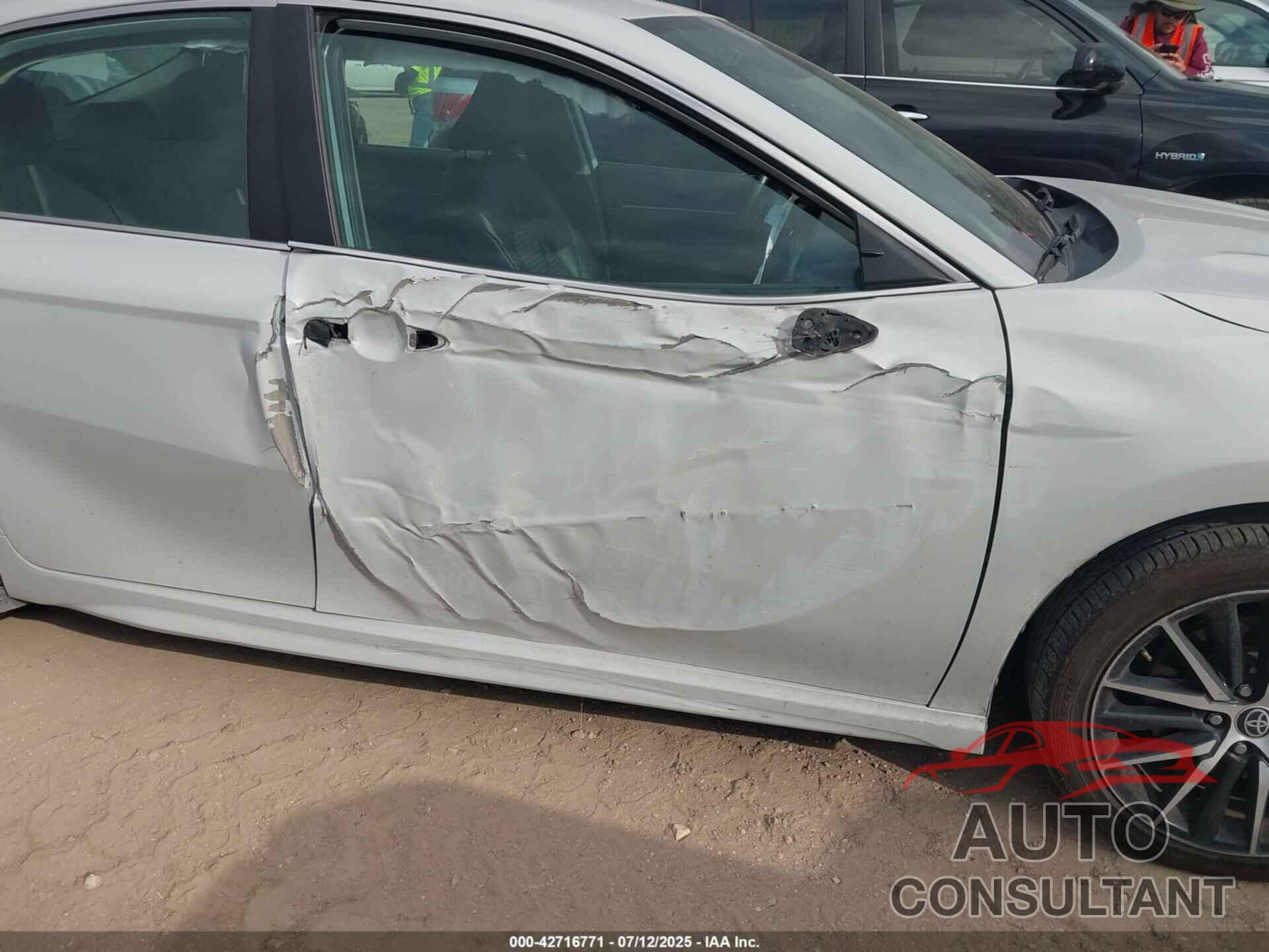 TOYOTA CAMRY 2023 - 4T1G11AKXPU128889