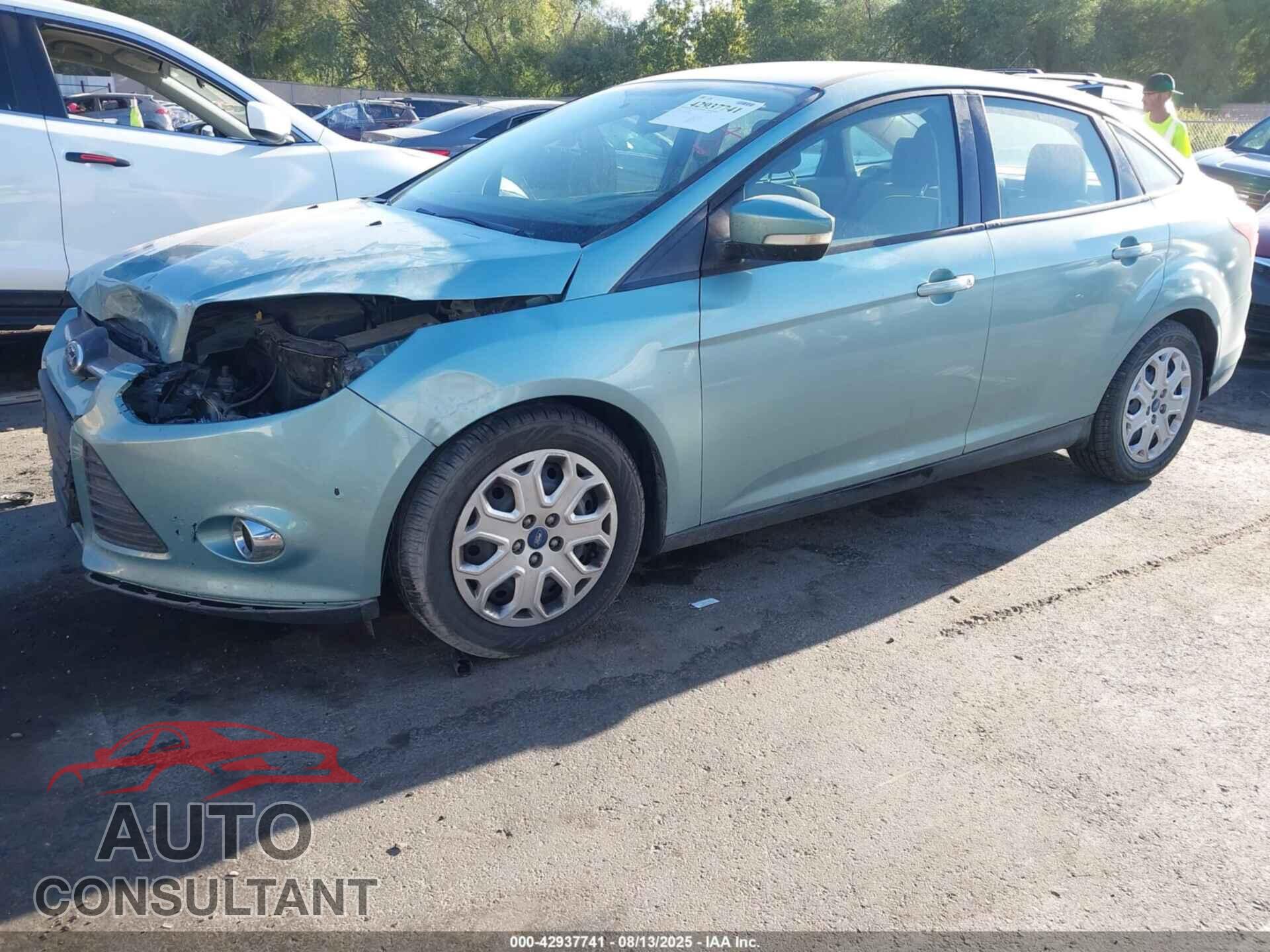 FORD FOCUS 2012 - 1FAHP3F22CL238935