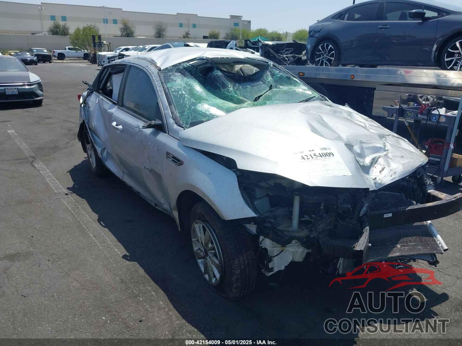 KIA OPTIMA 2017 - KNAGT4L32H5157432