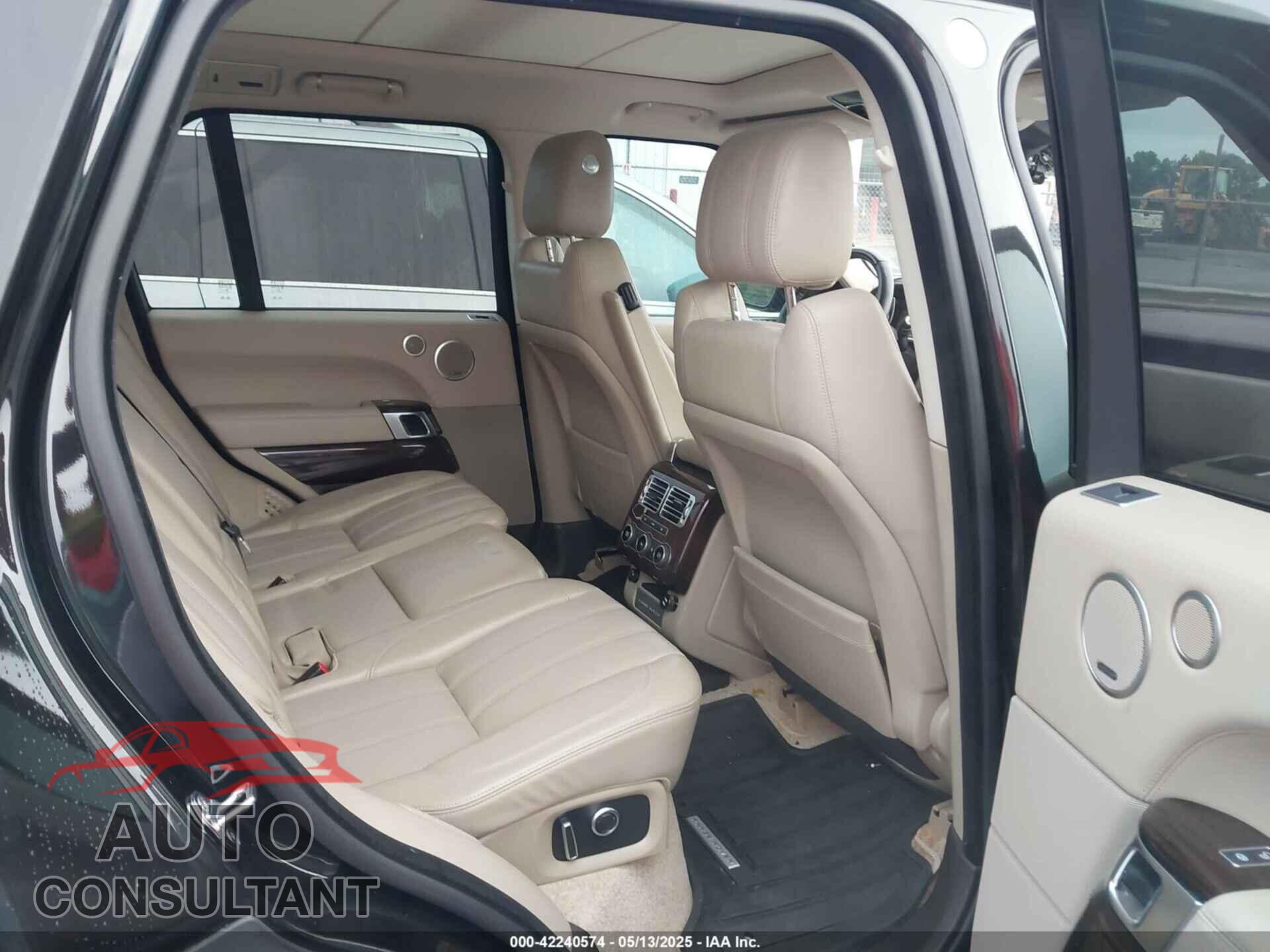 LAND ROVER RANGE ROVER 2017 - SALGS2FE4HA371023