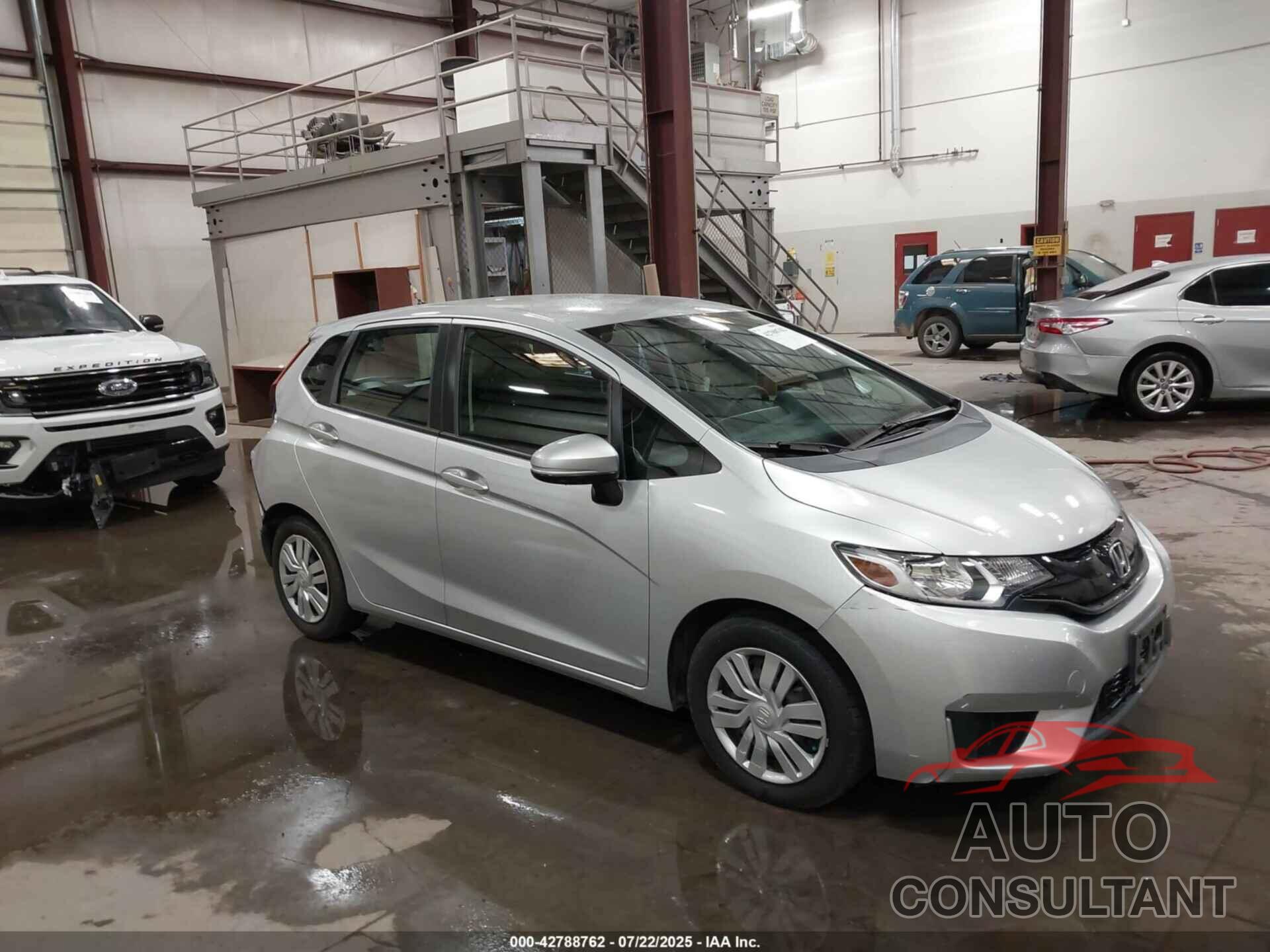 HONDA FIT 2015 - 3HGGK5G50FM745183