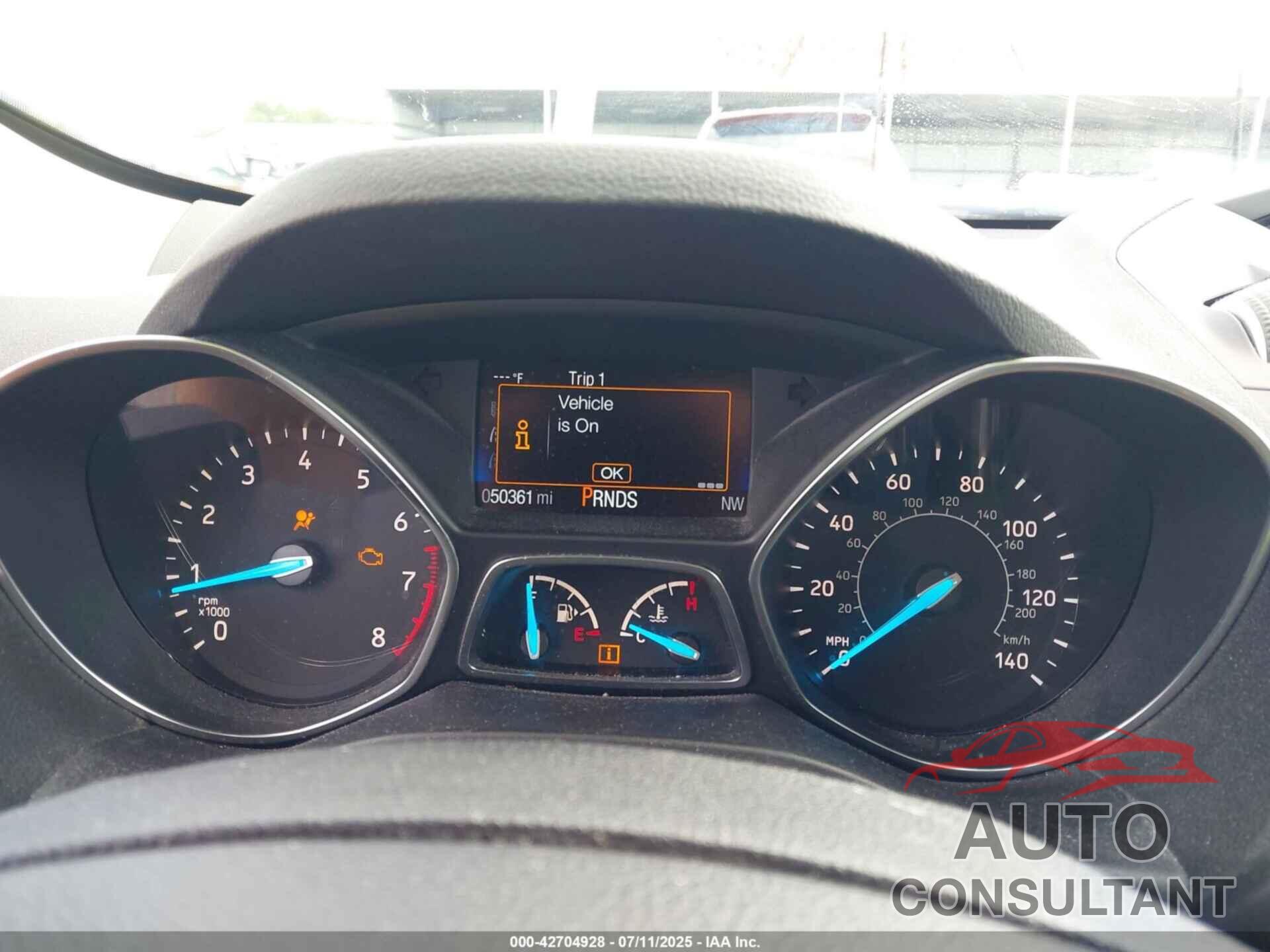 FORD ESCAPE 2018 - 1FMCU0GD2JUB47551