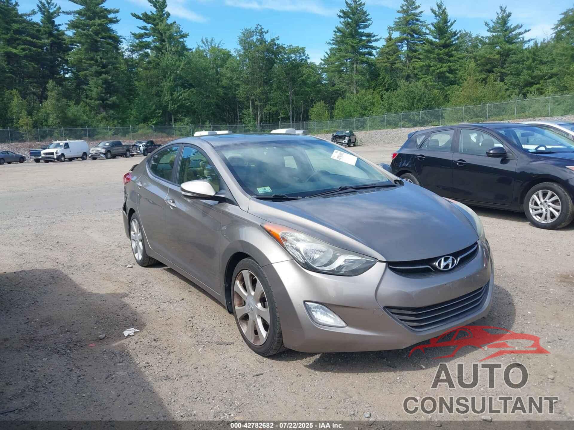 HYUNDAI ELANTRA 2013 - 5NPDH4AE0DH283083