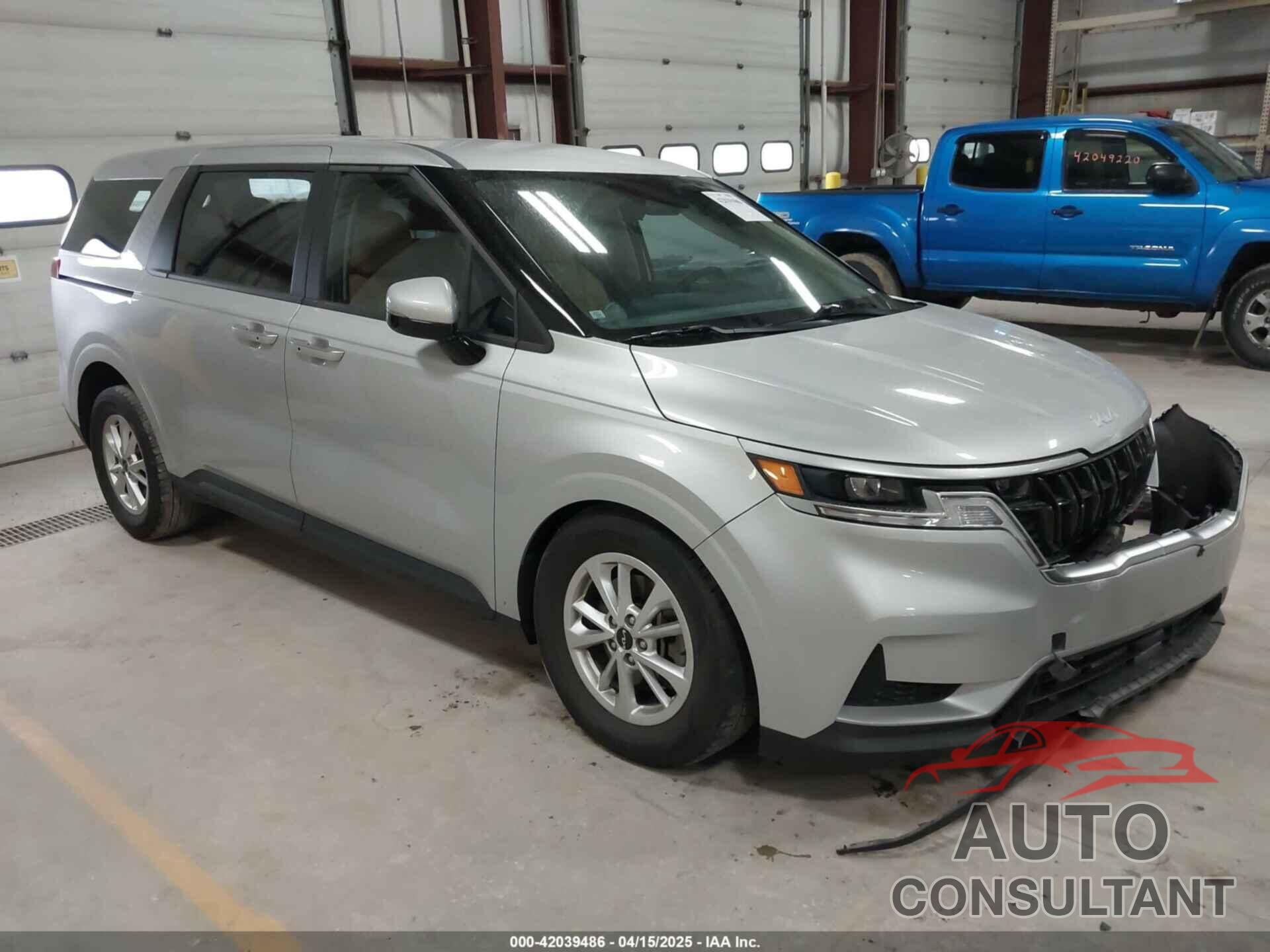 KIA CARNIVAL MPV 2022 - KNDNB4H32N6061568
