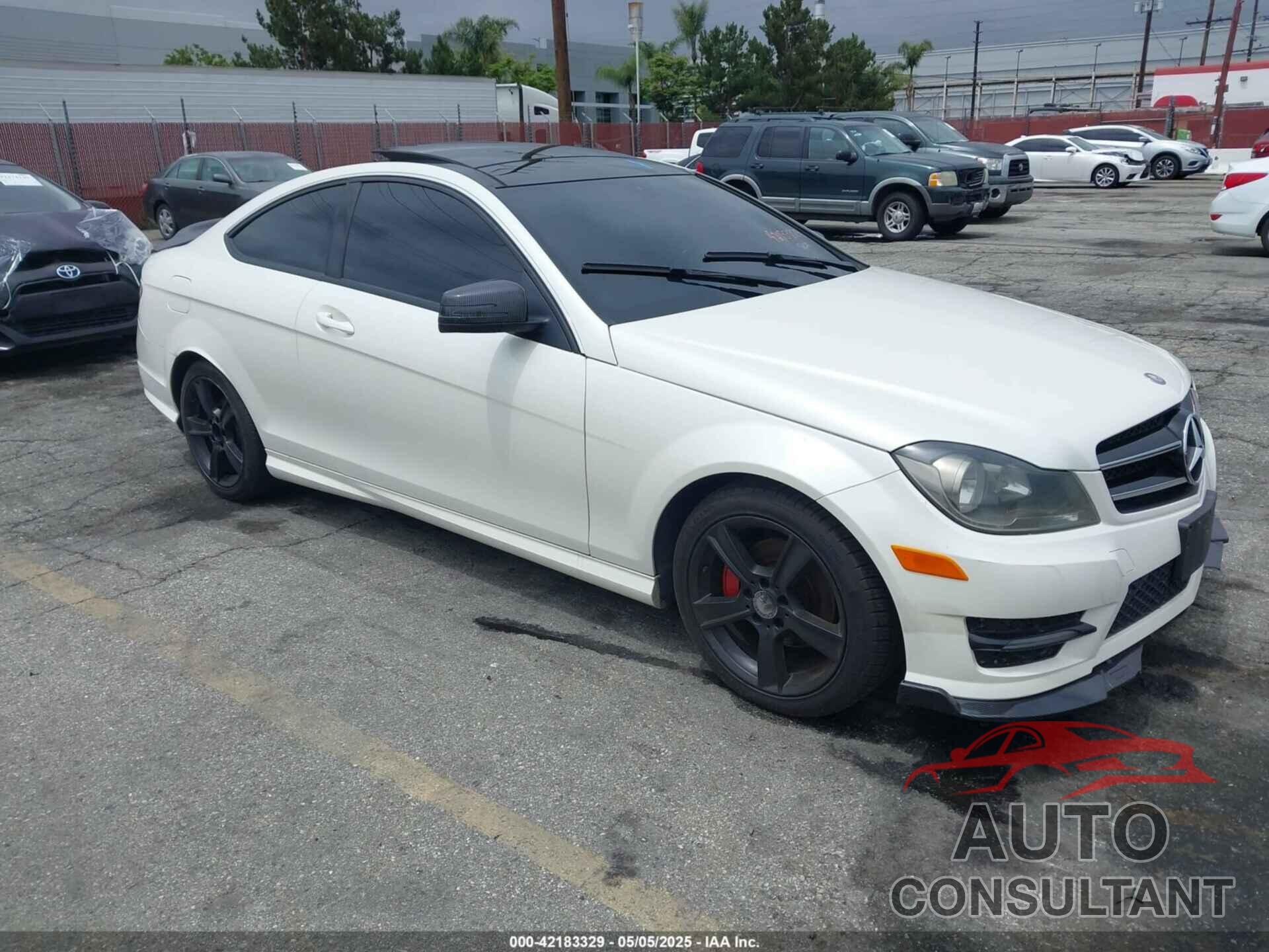 MERCEDES-BENZ C 250 2014 - WDDGJ4HB6EG184292