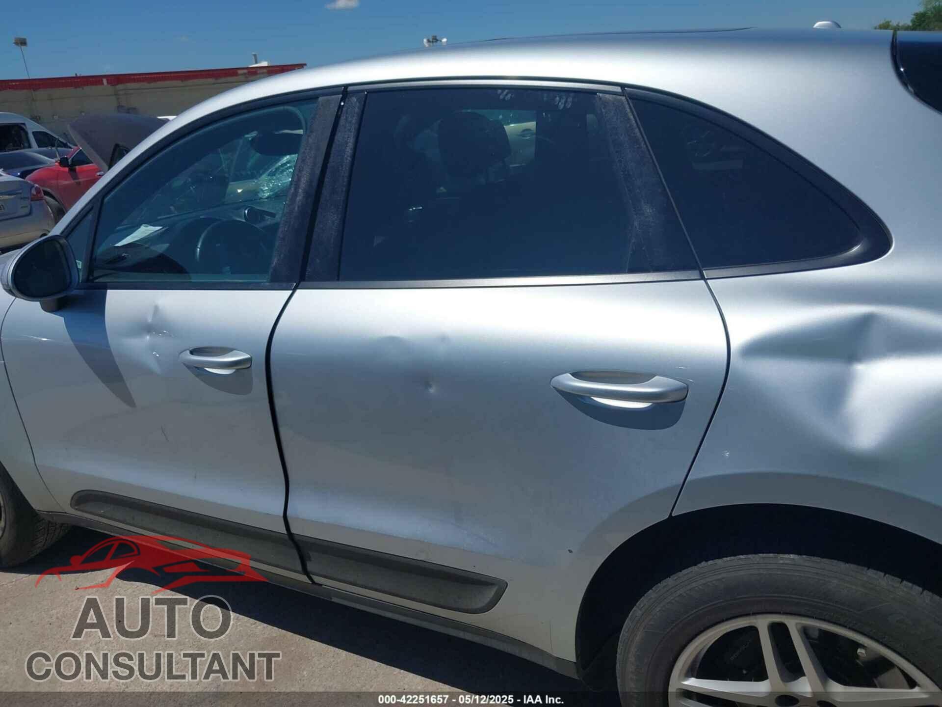 PORSCHE MACAN 2017 - WP1AA2A58HLB81896