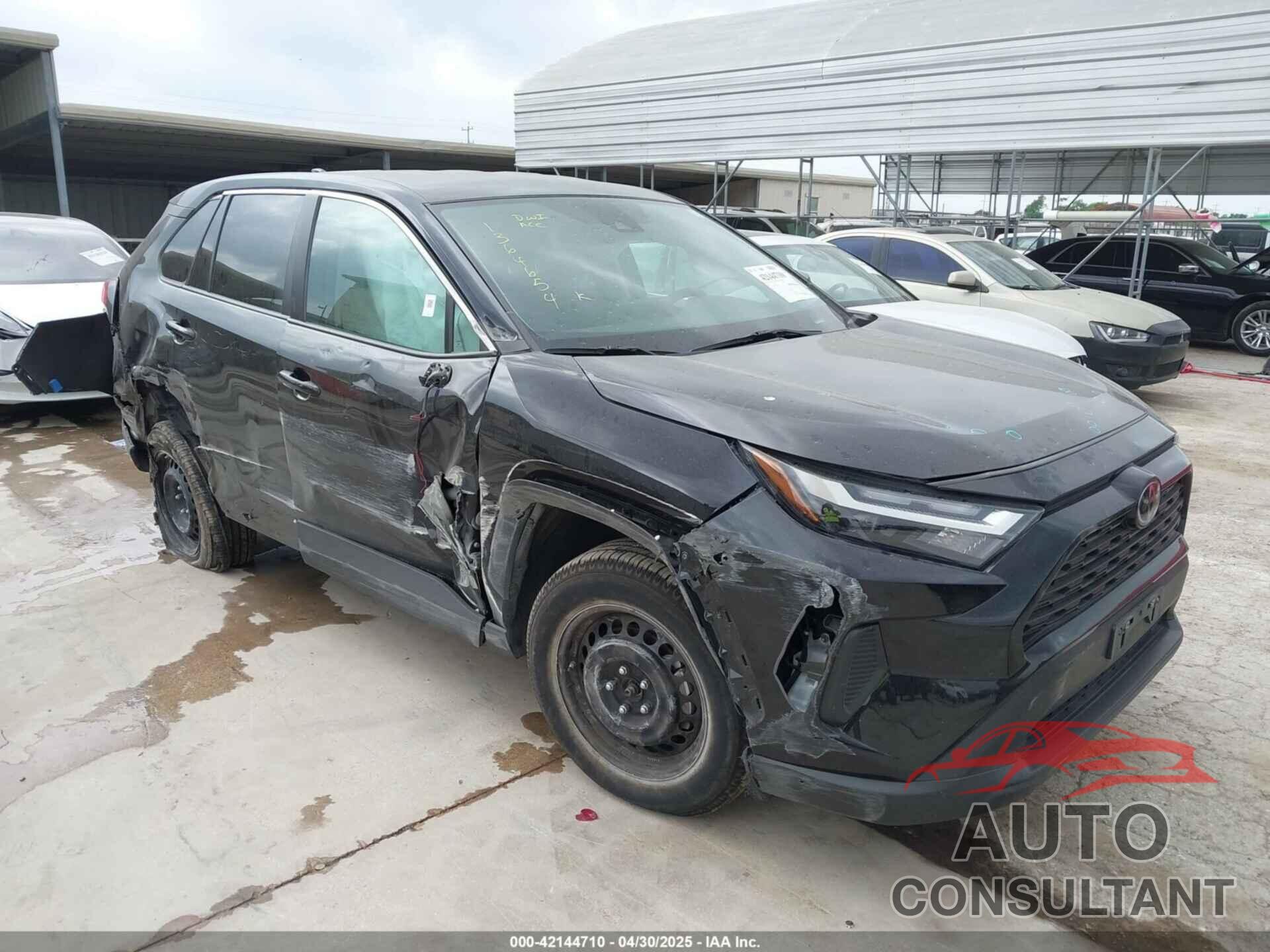 TOYOTA RAV4 2023 - 2T3H1RFV8PW280201