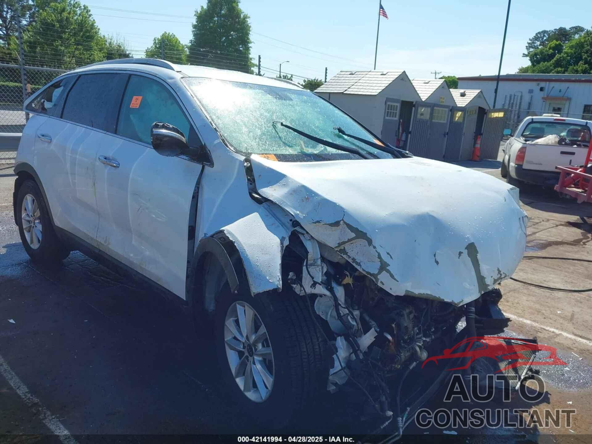 KIA SORENTO 2019 - 5XYPG4A39KG448048