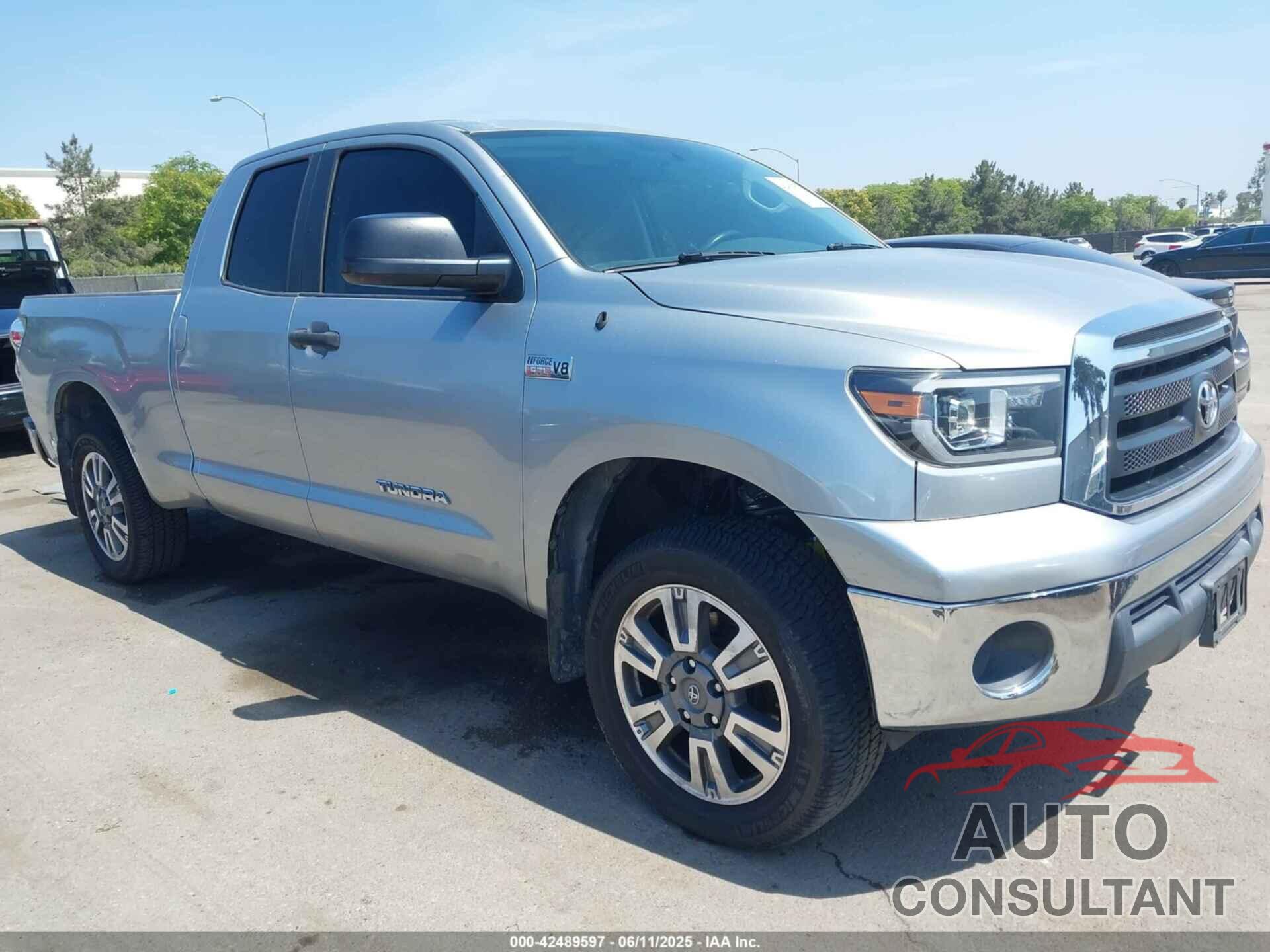 TOYOTA TUNDRA 2011 - 5TFRY5F13BX106434