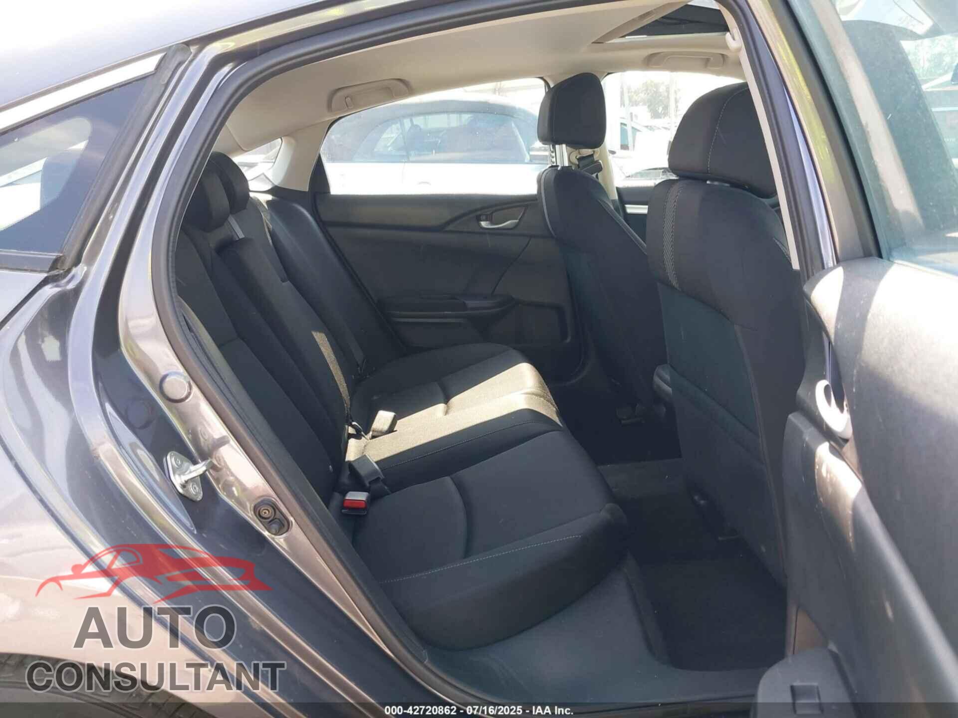 HONDA CIVIC 2018 - 2HGFC2F73JH525988