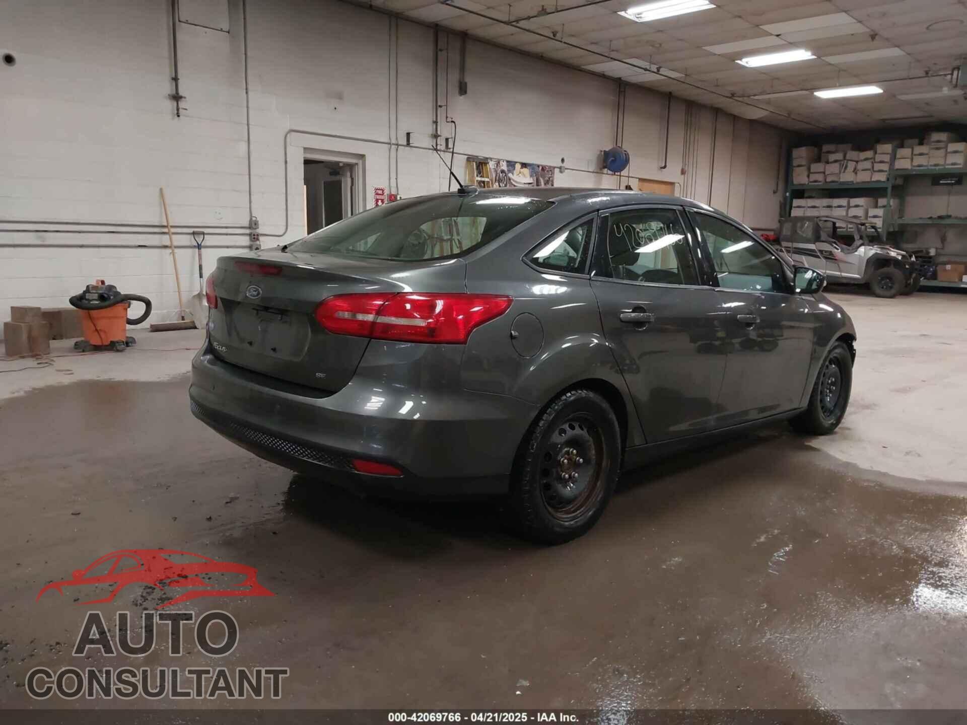 FORD FOCUS 2015 - 1FADP3F24FL362109