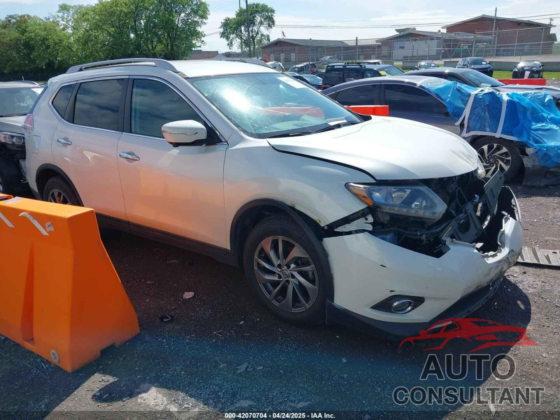 NISSAN ROGUE 2015 - 5N1AT2MV8FC823548