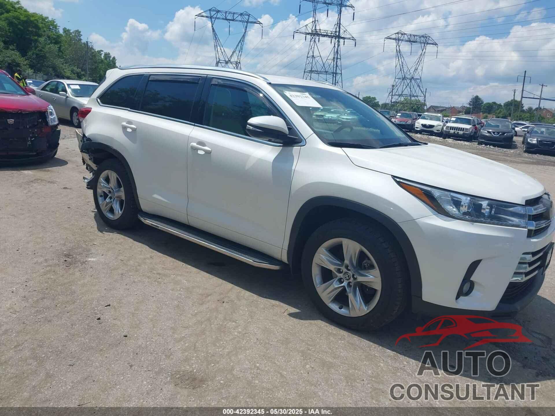 TOYOTA HIGHLANDER 2018 - 5TDDZRFH9JS879764