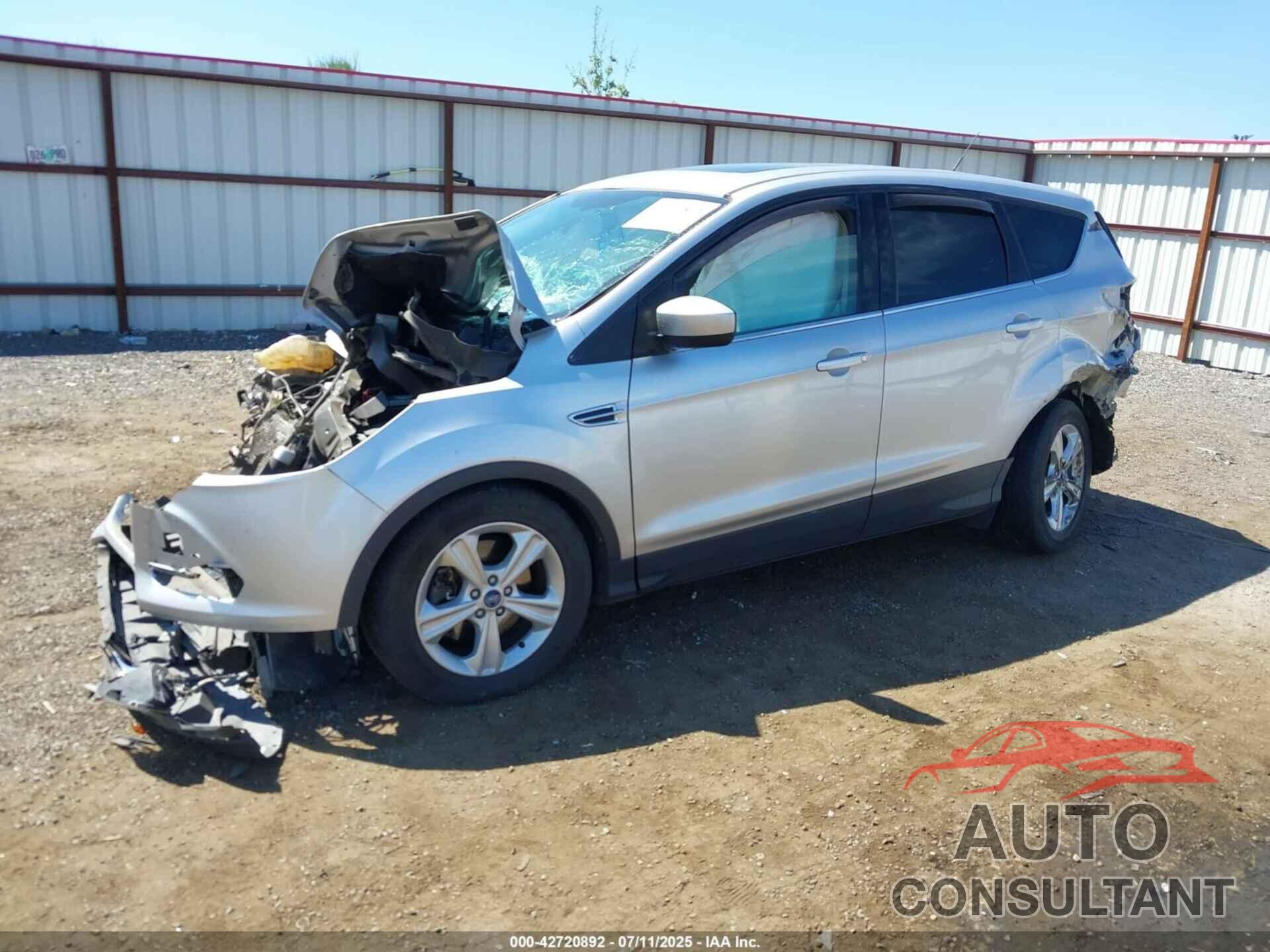 FORD ESCAPE 2015 - 1FMCU9G94FUC44208