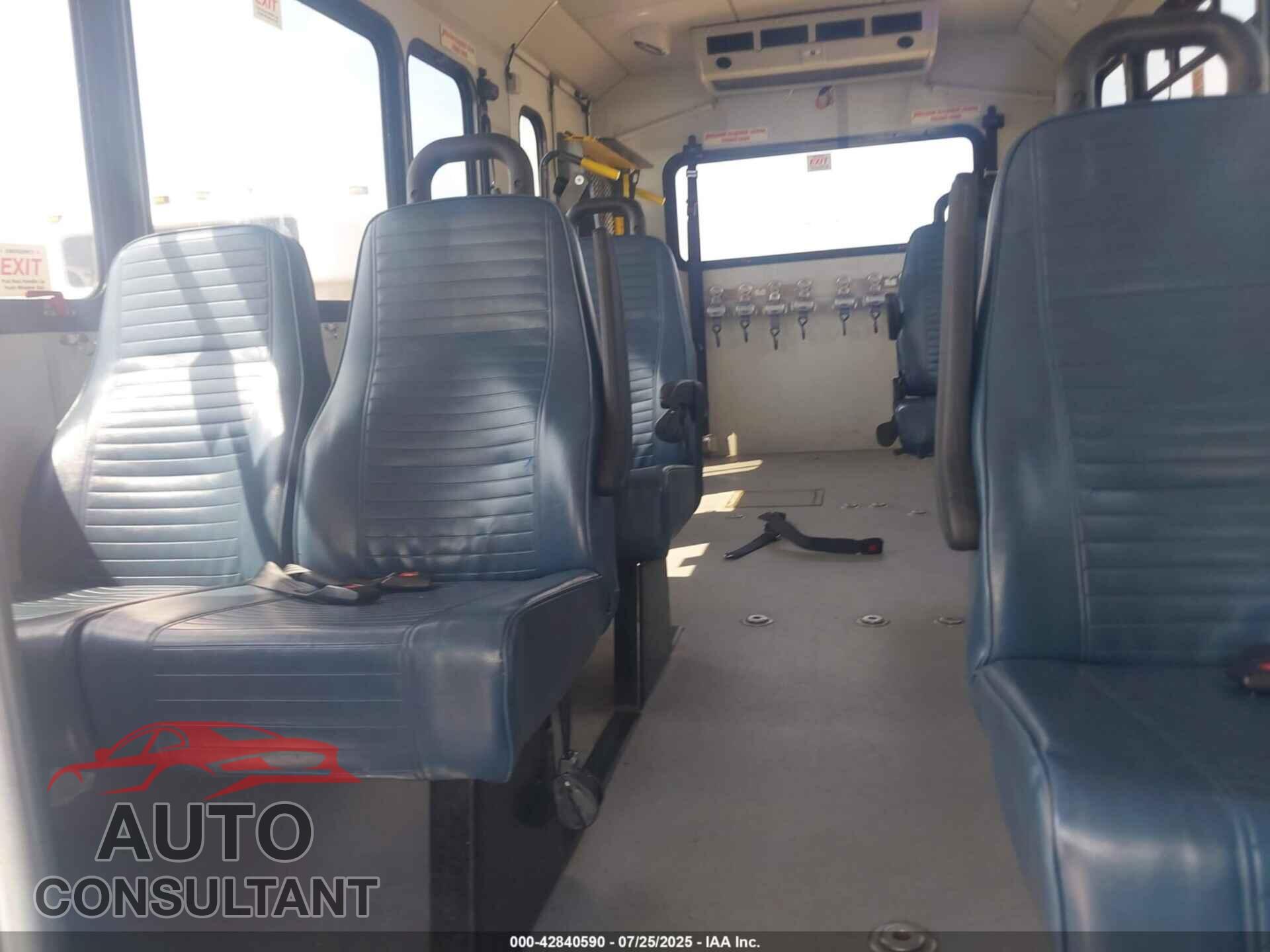 FORD E-450 CUTAWAY 2018 - 1FDFE4FS8JDC34629