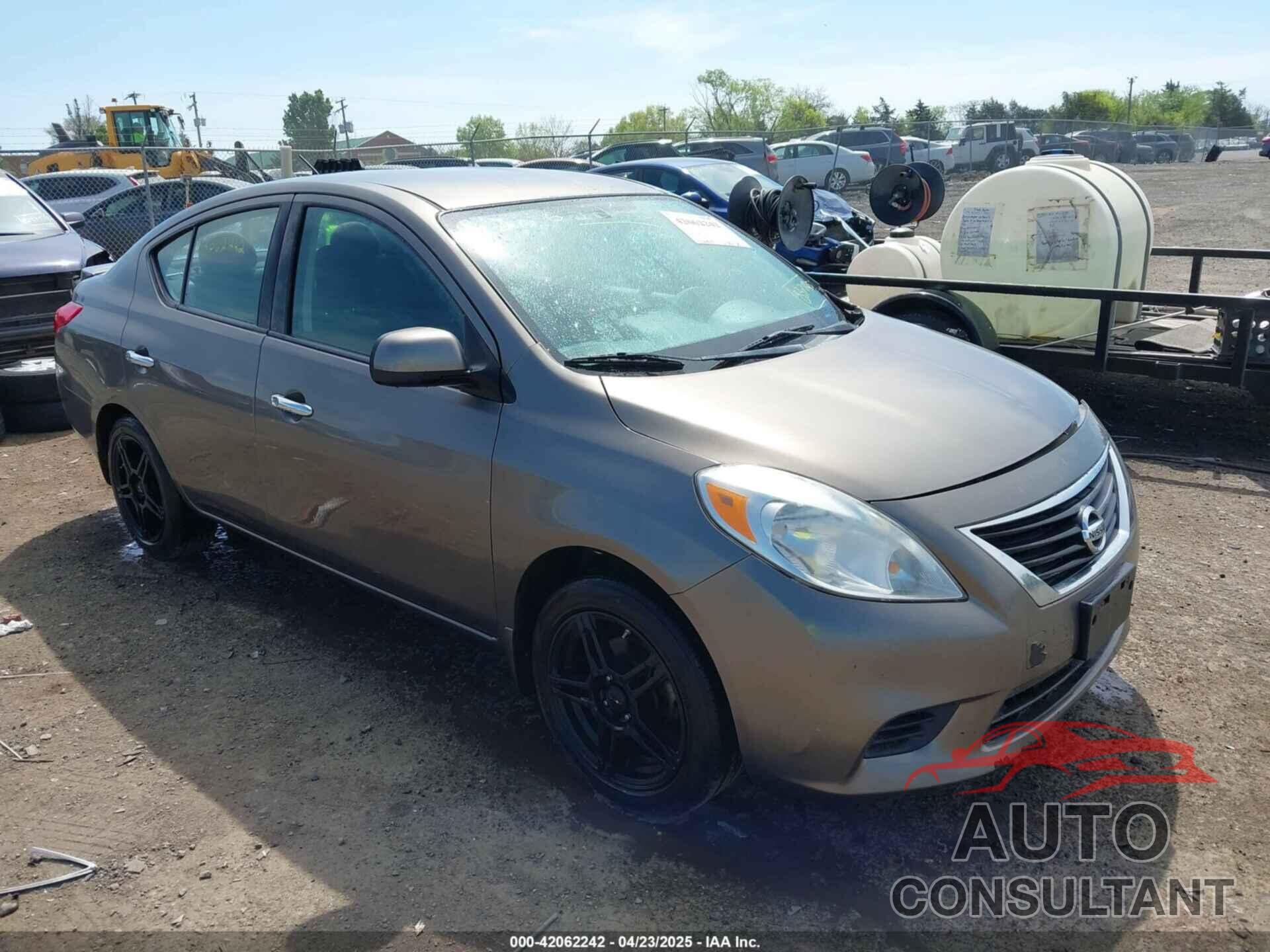 NISSAN VERSA 2014 - 3N1CN7AP6EL837545