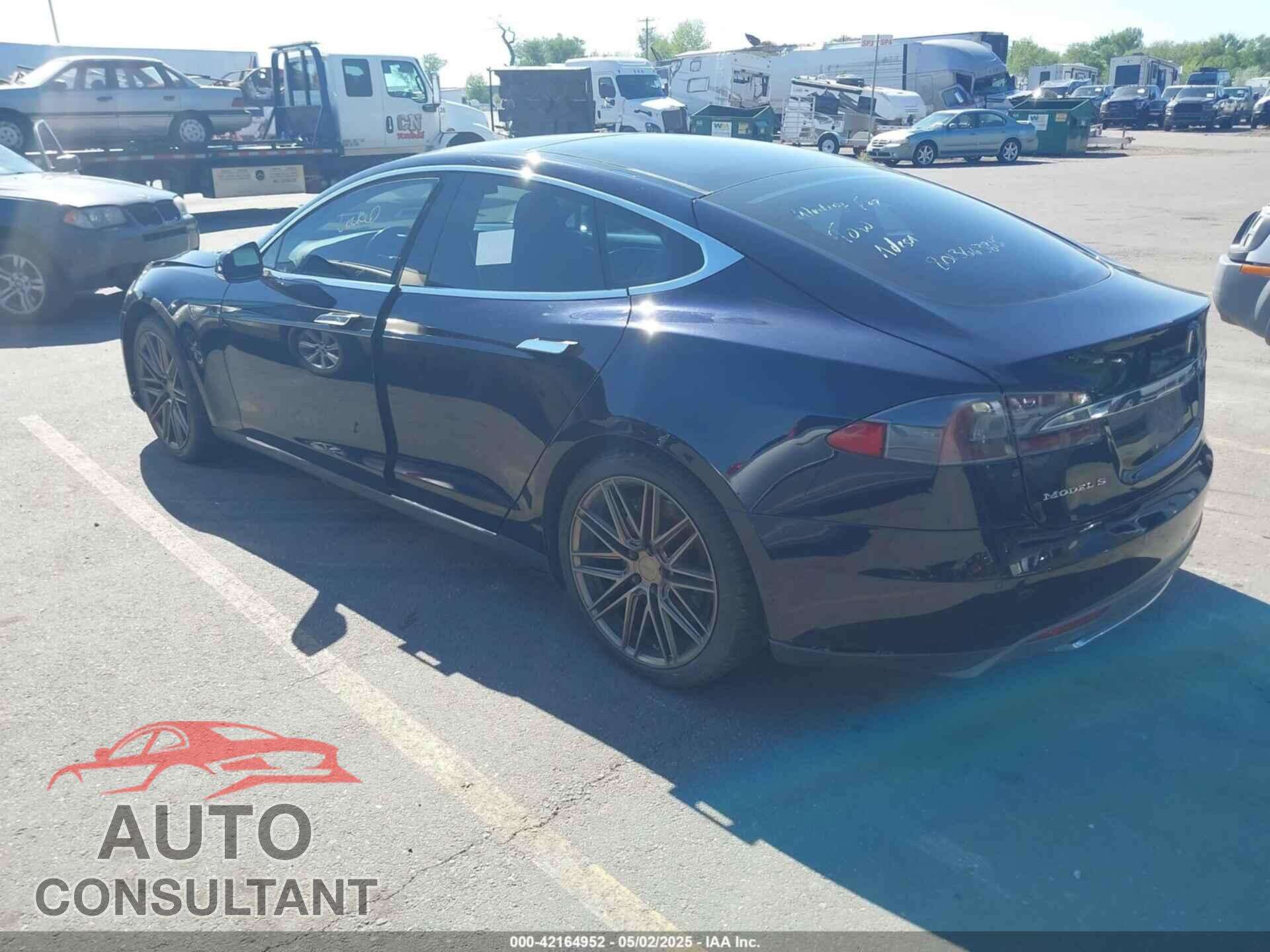 TESLA MODEL S 2014 - 5YJSA1H10EFP60799