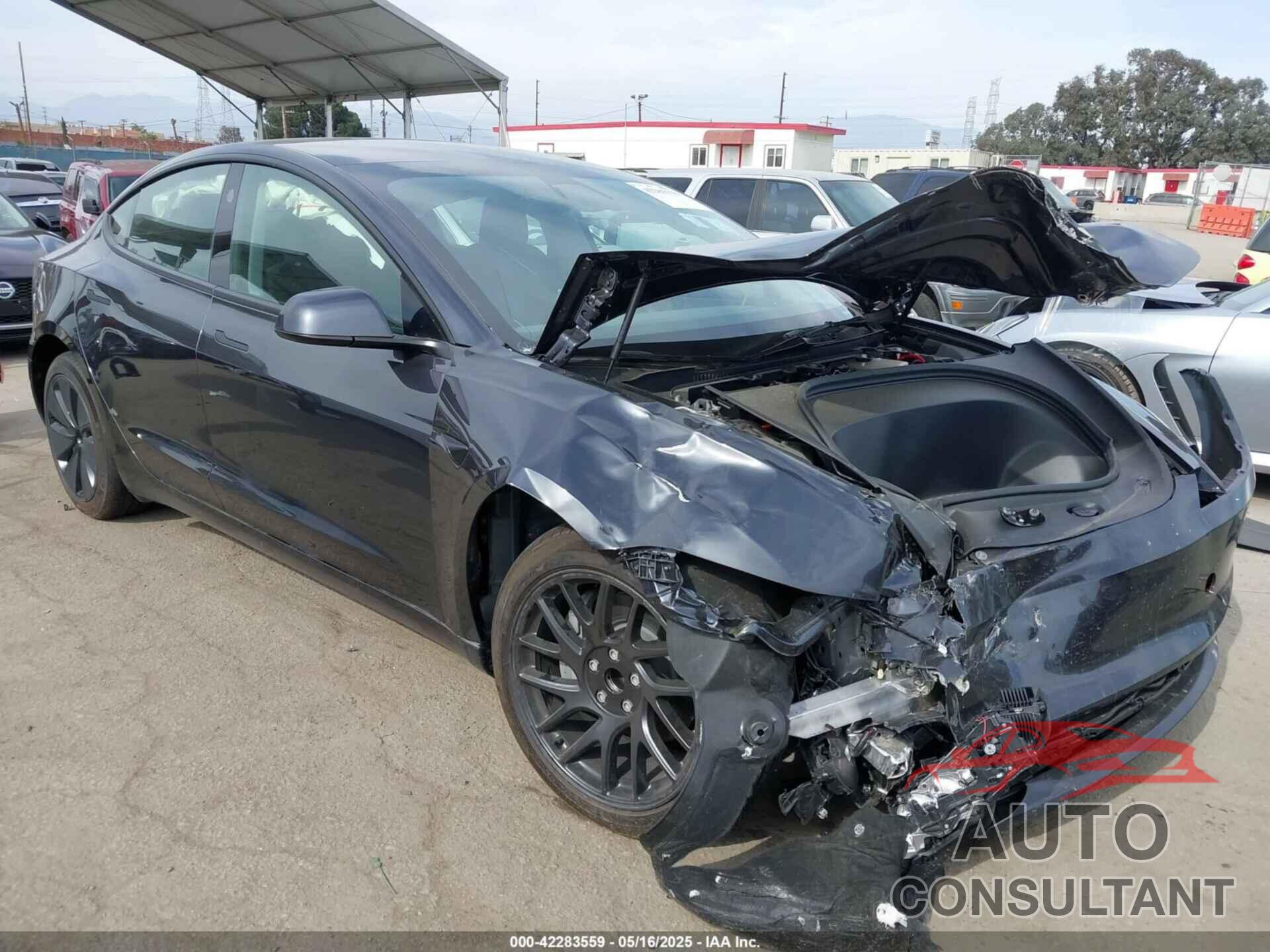 TESLA MODEL 3 2025 - 5YJ3E1EA2SF918679