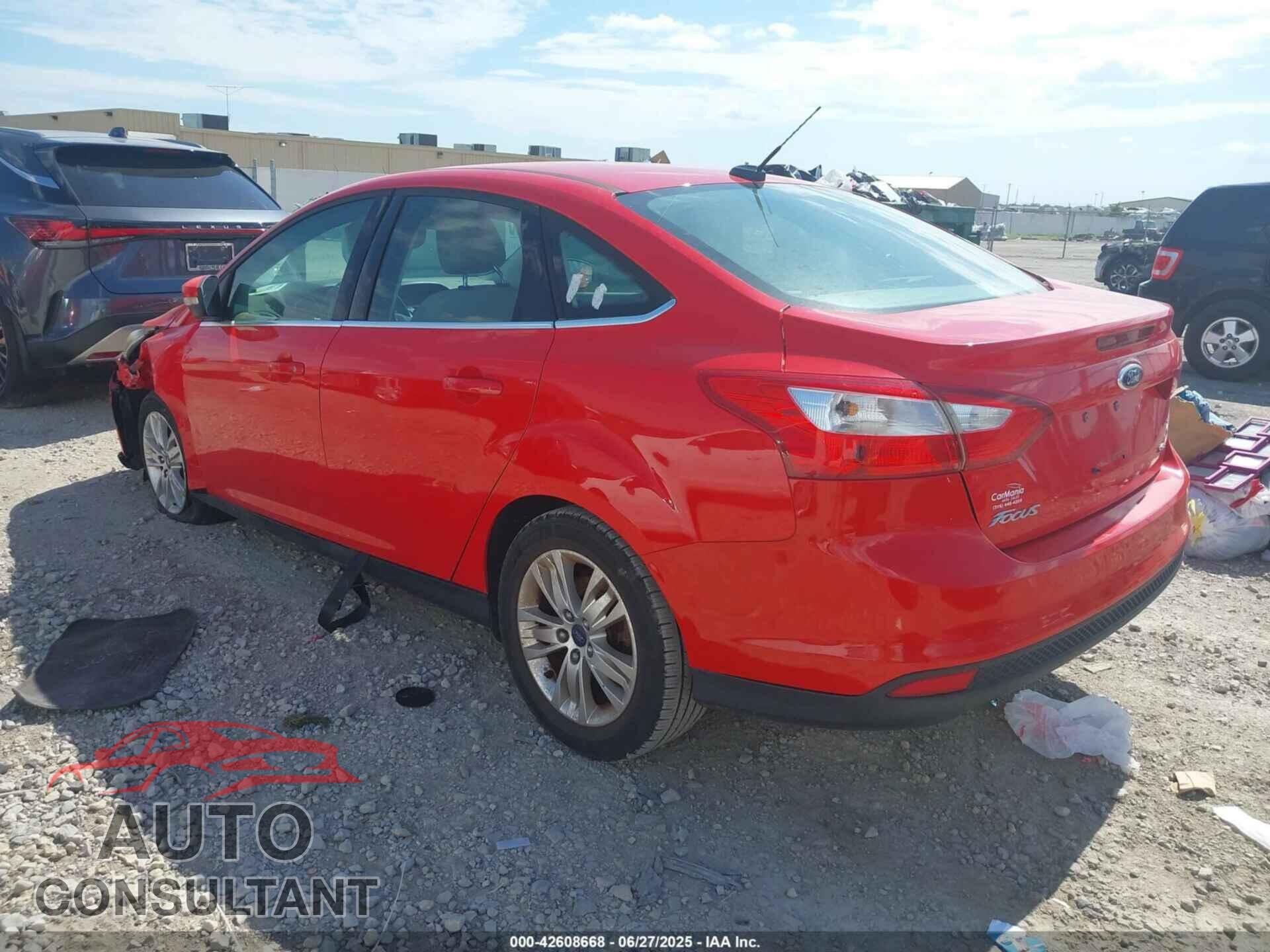FORD FOCUS 2012 - 1FAHP3H26CL367838