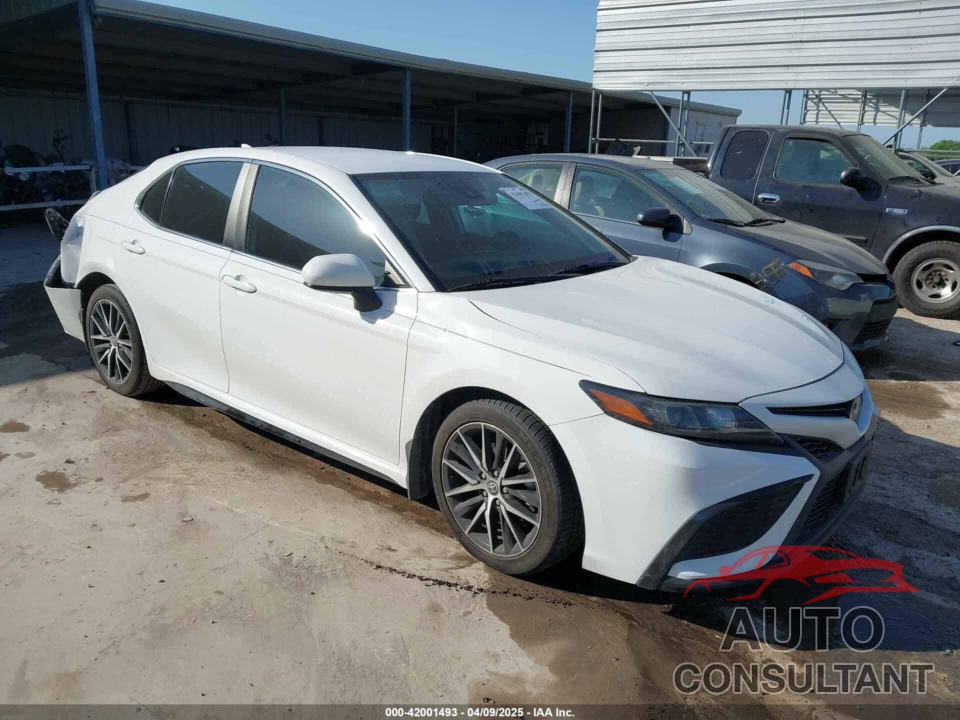 TOYOTA CAMRY 2021 - 4T1G11AKXMU574892