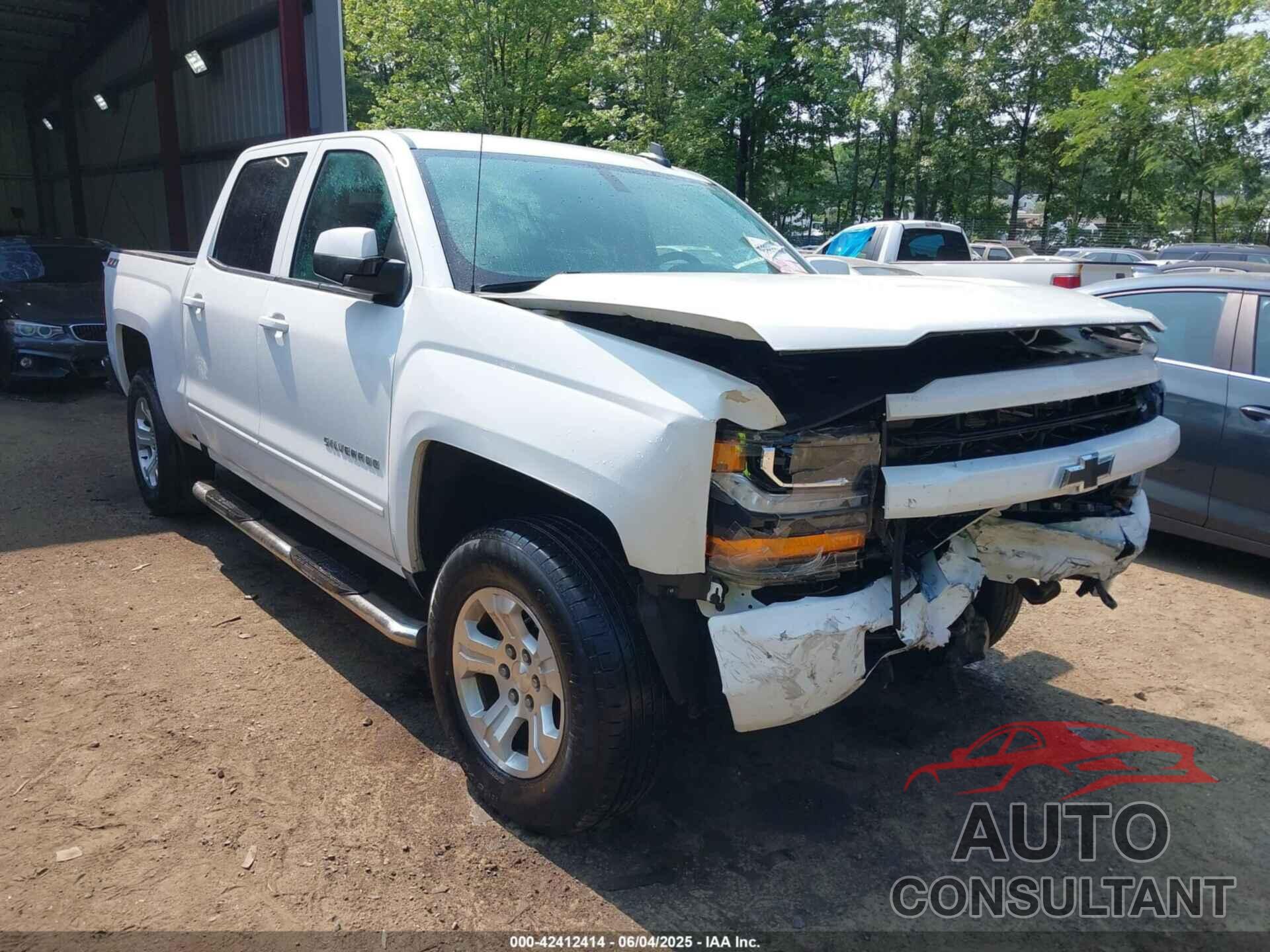 CHEVROLET SILVERADO 1500 2017 - 3GCUKREC9HG517064