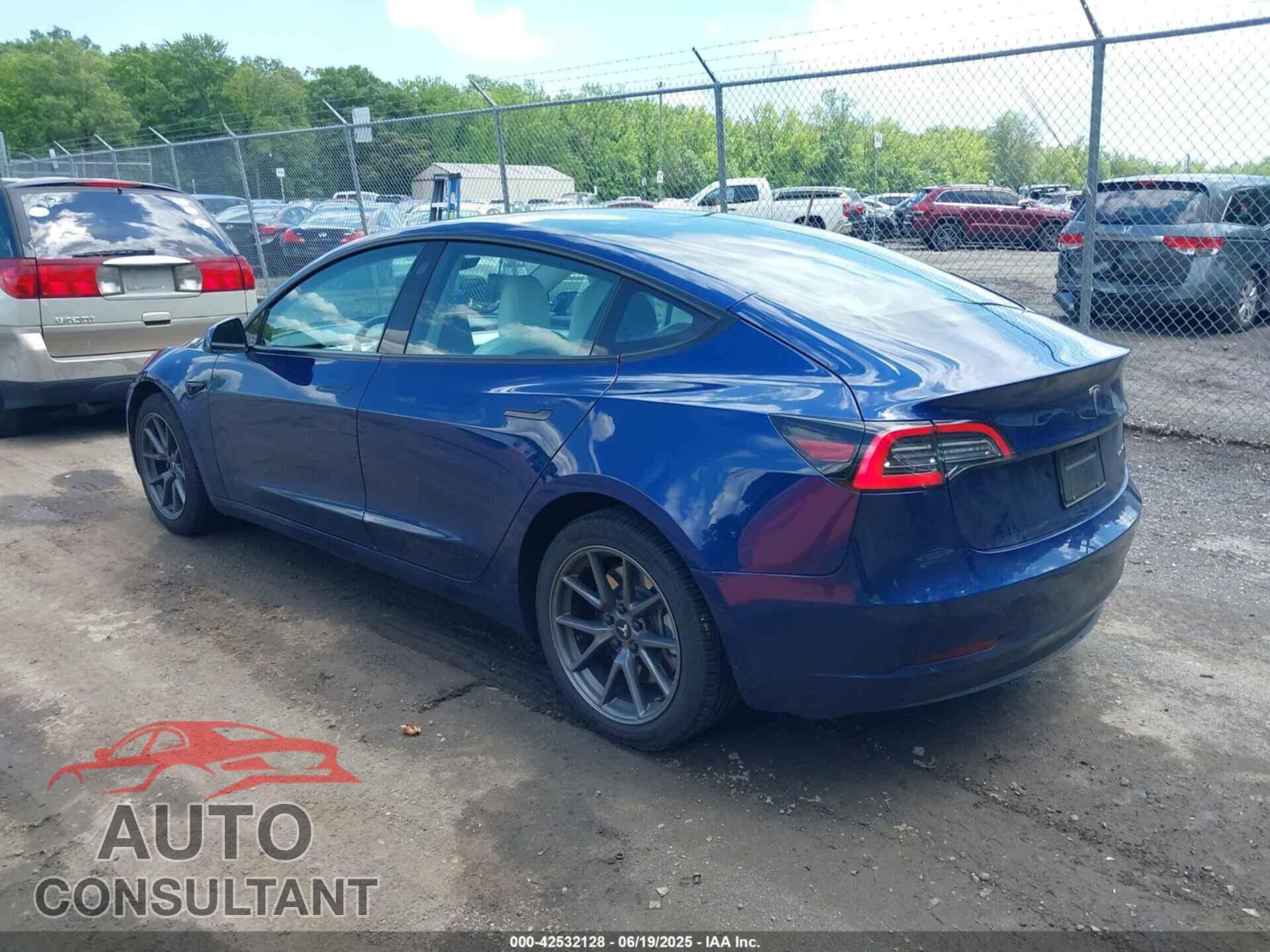 TESLA MODEL 3 2022 - 5YJ3E1EB0NF178496