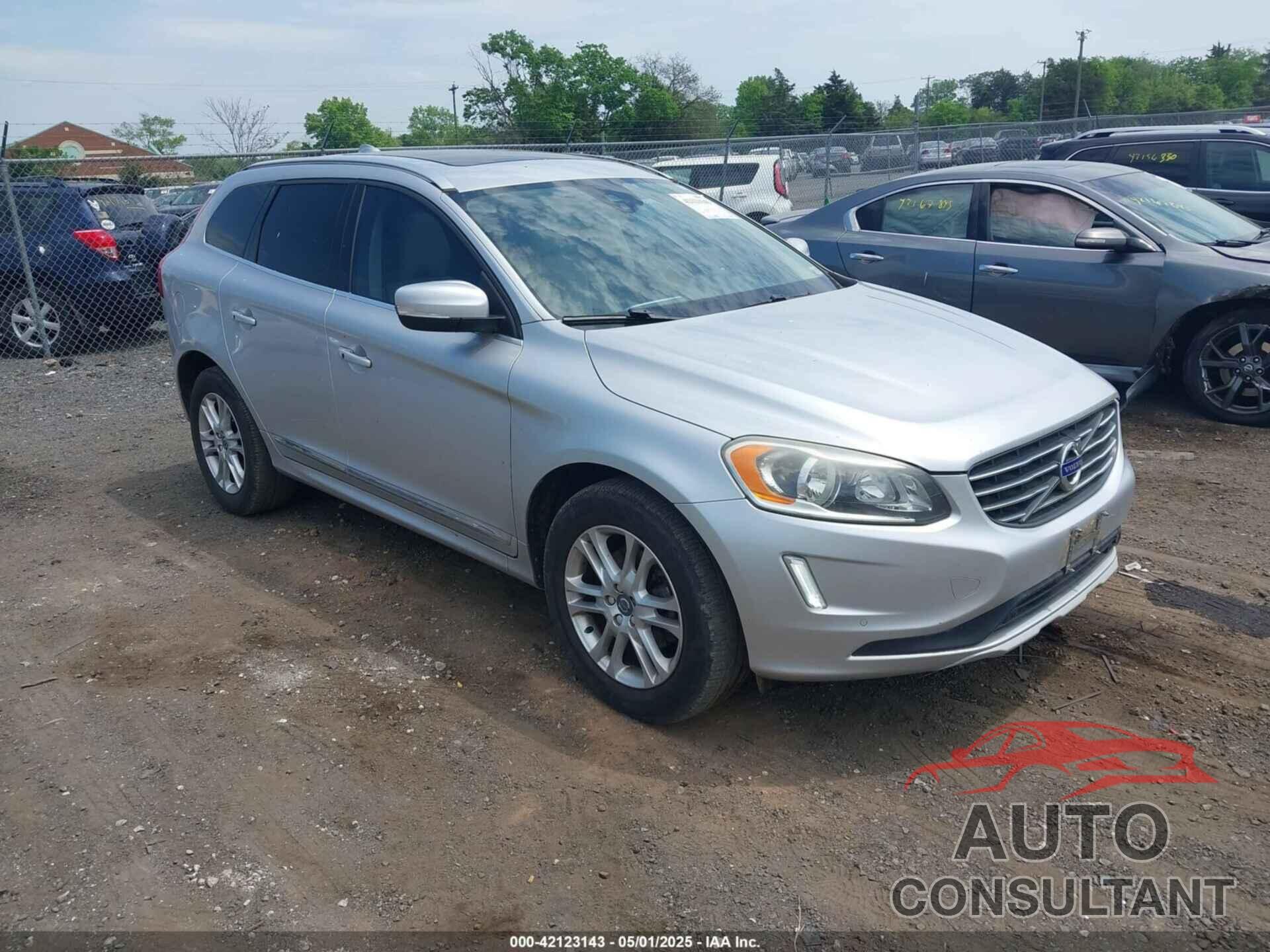 VOLVO XC60 2016 - YV4612RK0G2842422