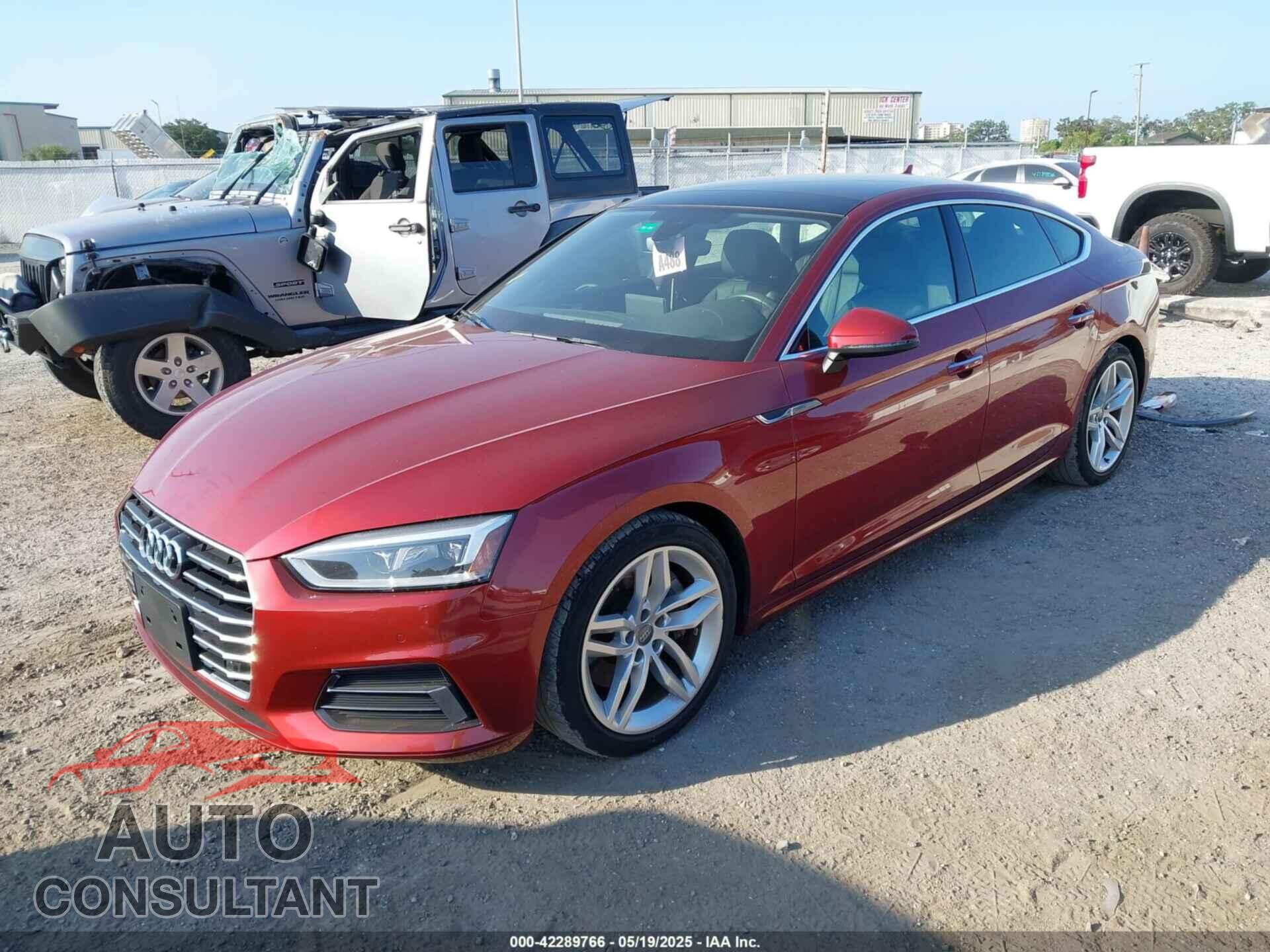 AUDI A5 2019 - WAUBNCF56KA097357