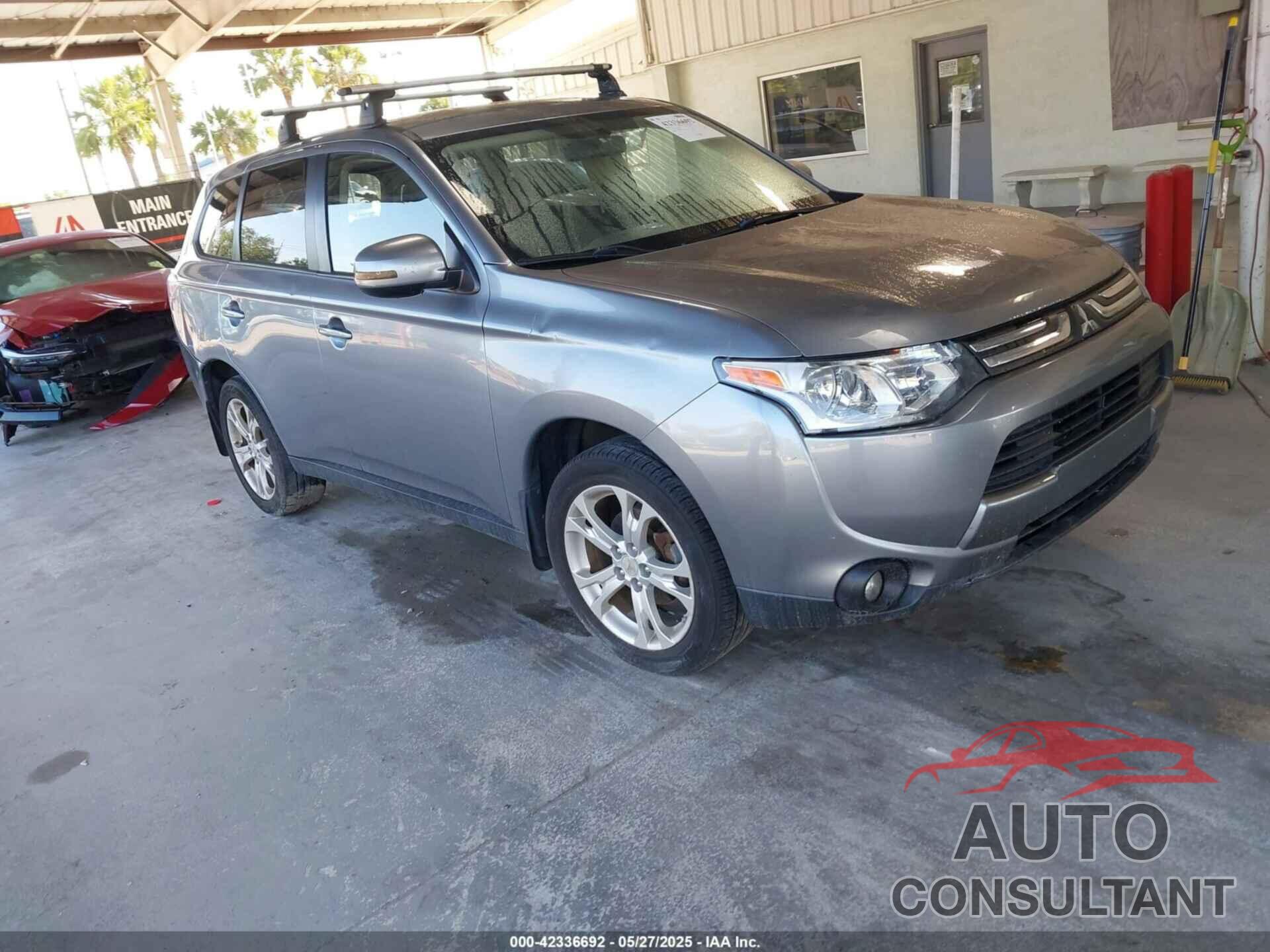 MITSUBISHI OUTLANDER 2014 - JA4AD3A32EZ011176