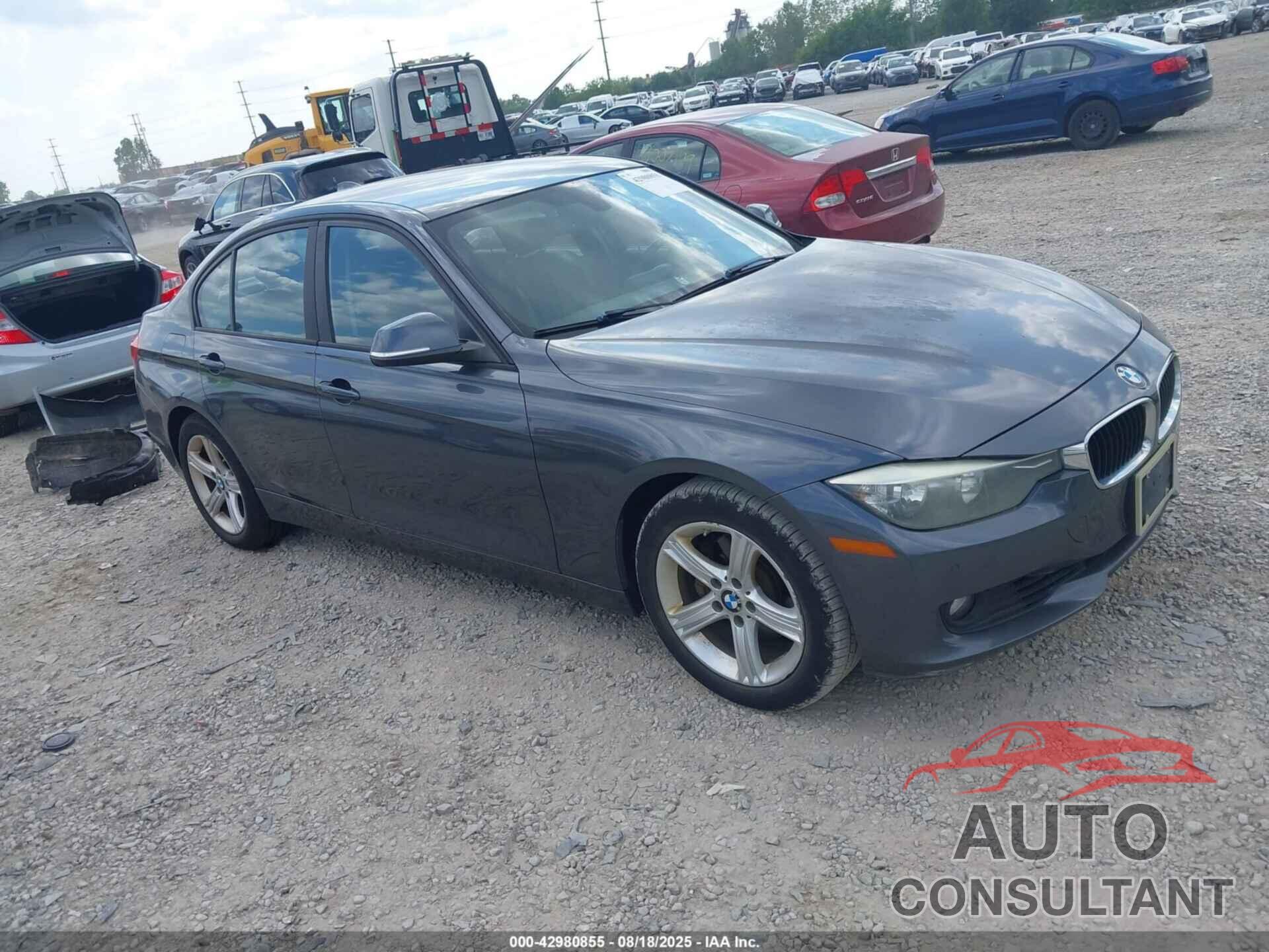 BMW 328I 2013 - WBA3B3C59DF537224