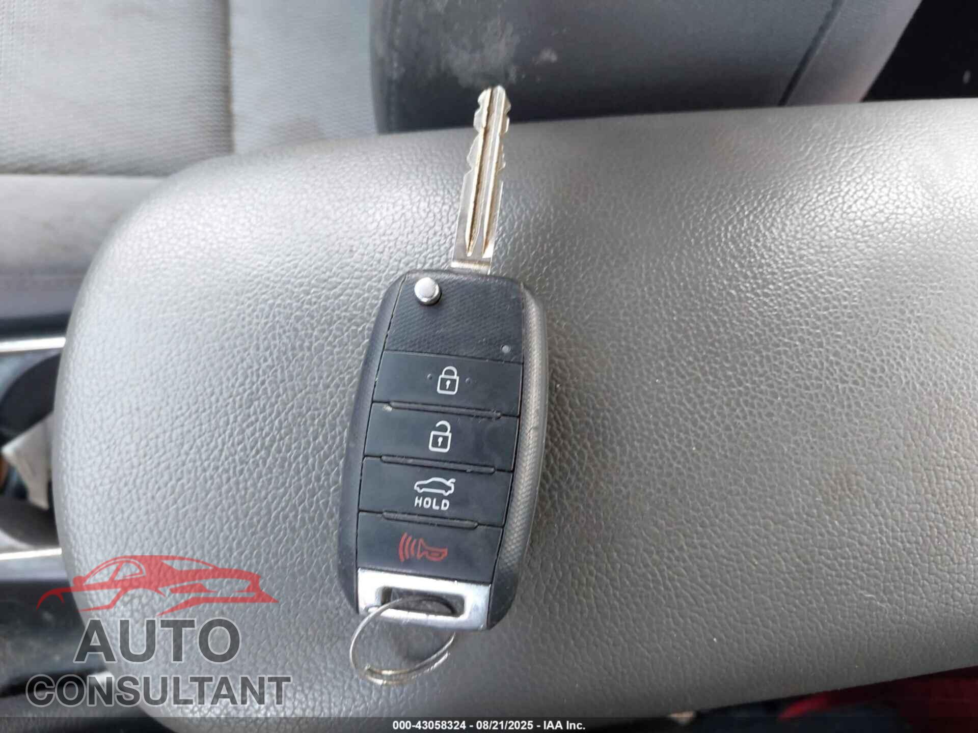 KIA FORTE 2017 - 3KPFK4A73HE068285