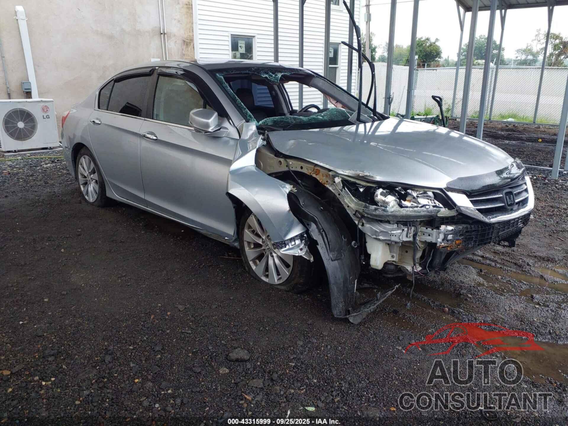 HONDA ACCORD 2013 - 1HGCR2F87DA010733