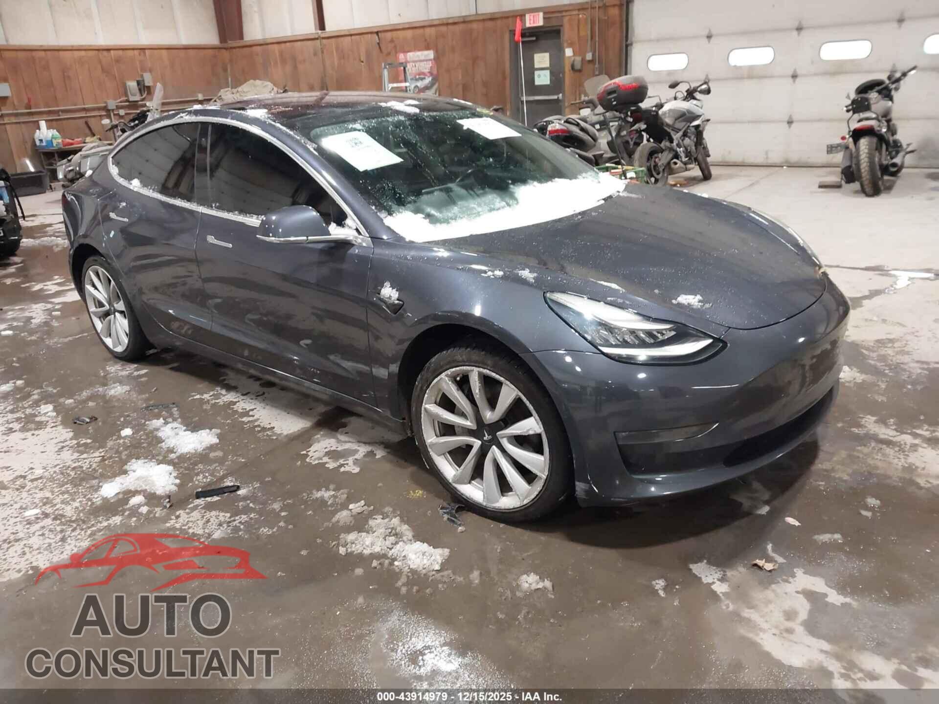 TESLA MODEL 3 2018 - 5YJ3E1EA2JF154816