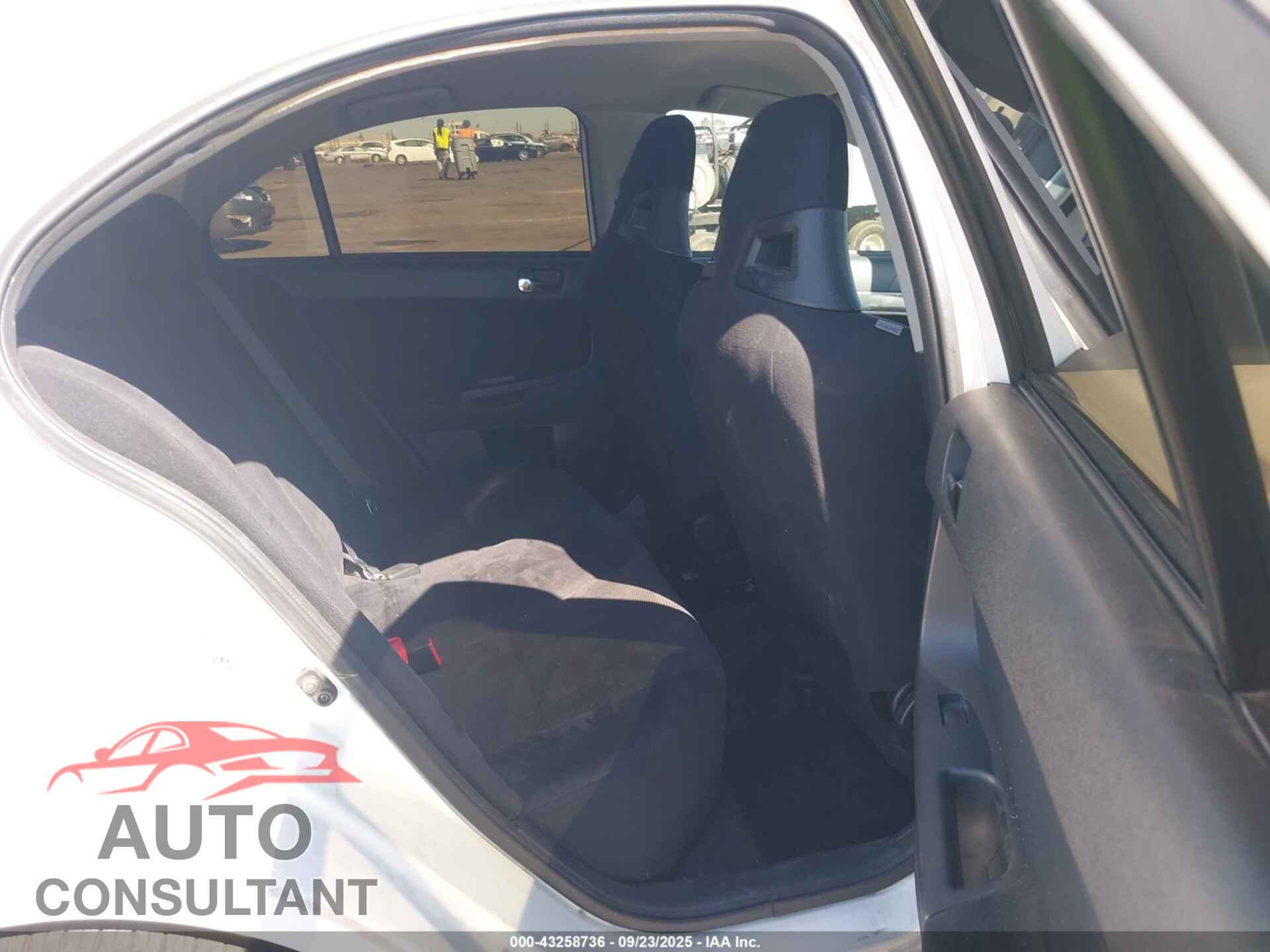 MITSUBISHI LANCER EVOLUTION 2011 - JA32W8FV3BU046554