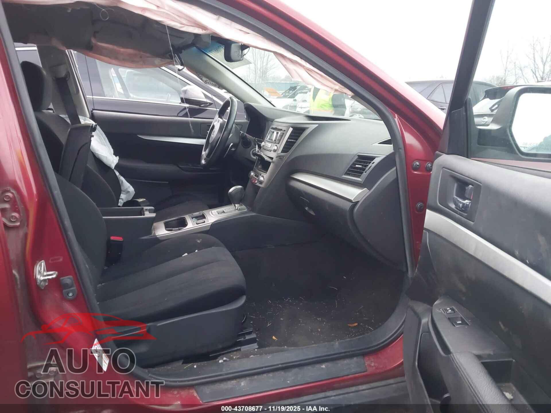 SUBARU OUTBACK 2013 - 4S4BRCCC4D3252811