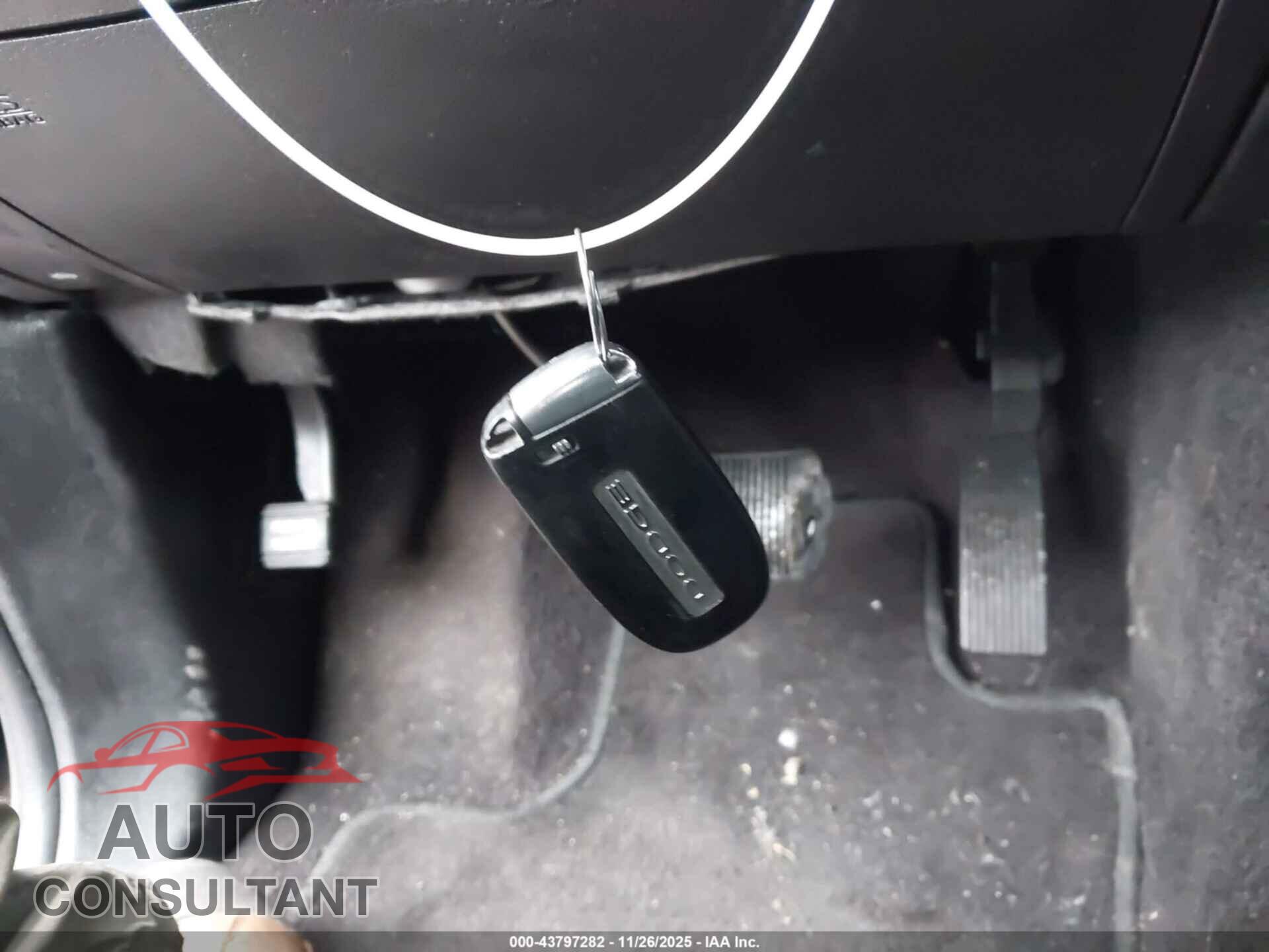 DODGE DURANGO 2017 - 1C4RDJDG8HC636605