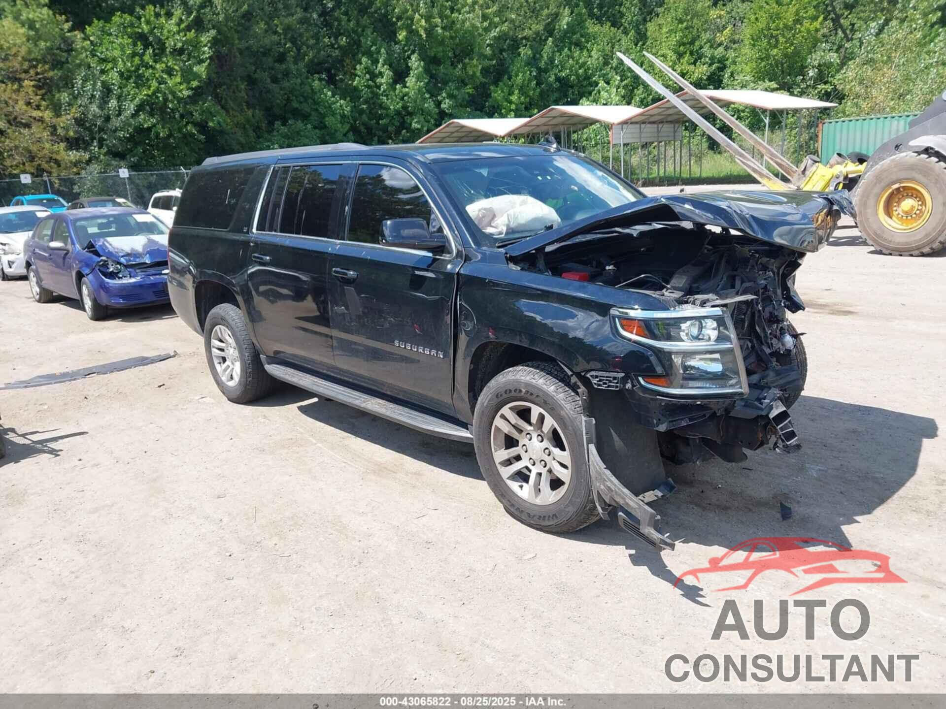 CHEVROLET SUBURBAN 2018 - 1GNSKHKC2JR345219