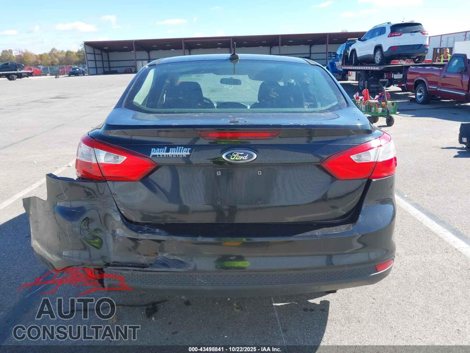 FORD FOCUS 2014 - 1FADP3F27EL428876