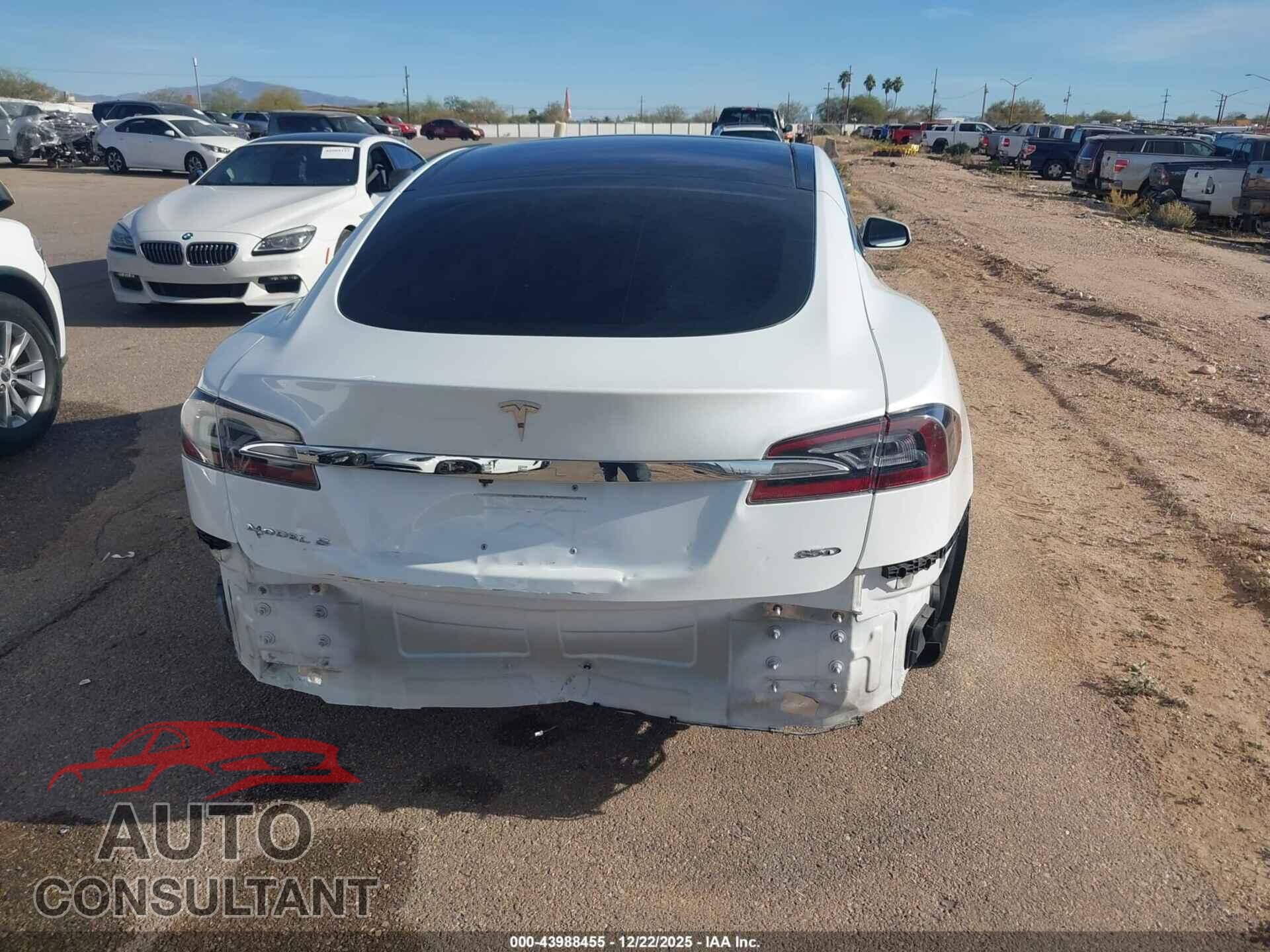 TESLA MODEL S 2015 - 5YJSA1H29FF086176