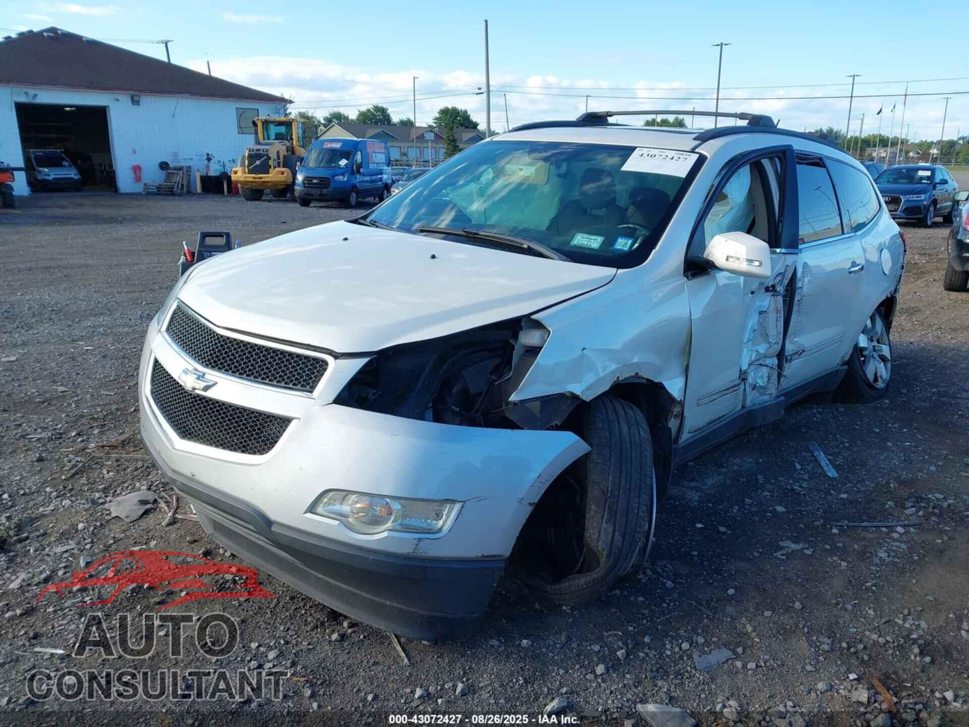 CHEVROLET TRAVERSE 2012 - 1GNKVLED2CJ232502