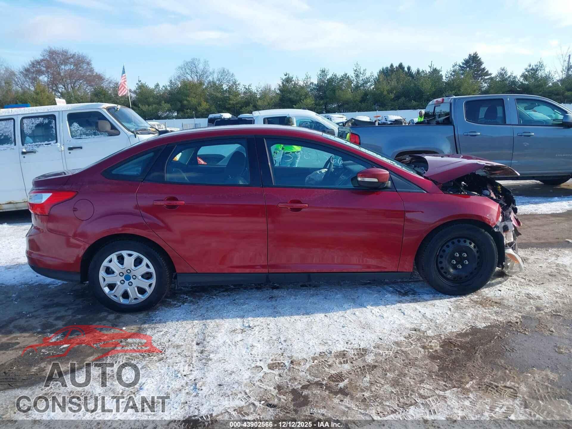 FORD FOCUS 2014 - 1FADP3F2XEL324298