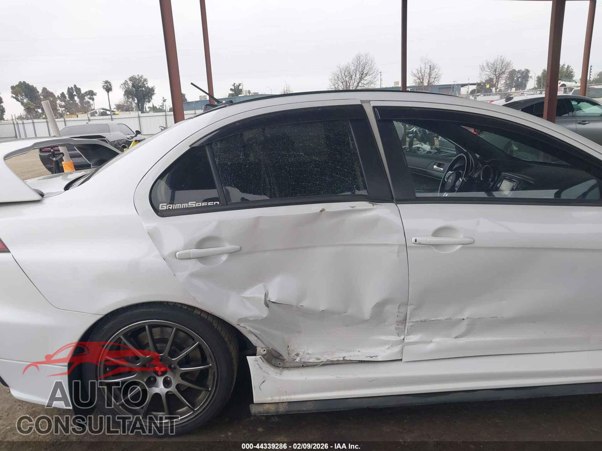 MITSUBISHI LANCER EVOLUTION 2015 - JA32W7FV5FU027696