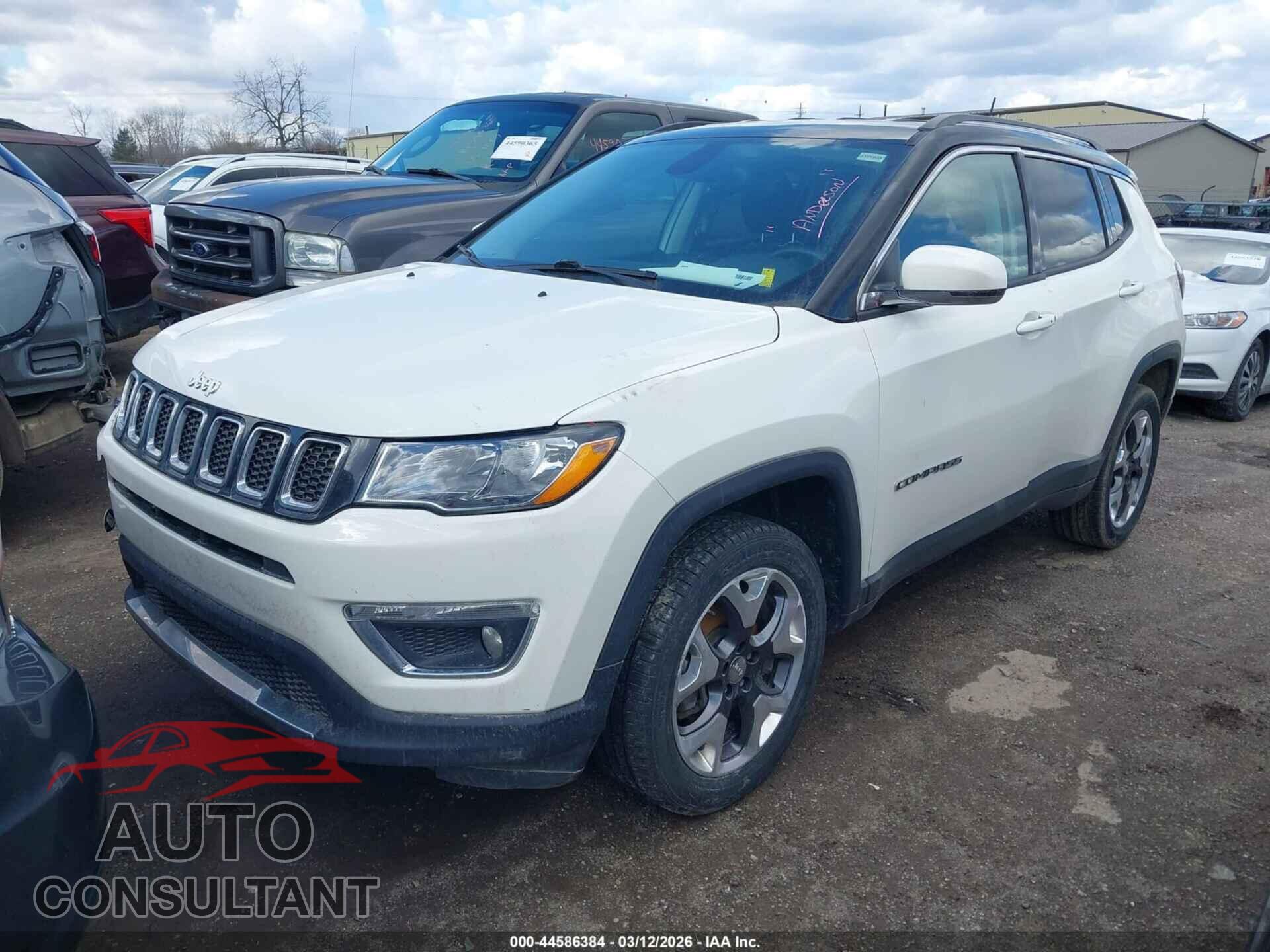 JEEP COMPASS 2018 - 3C4NJDCB8JT355106