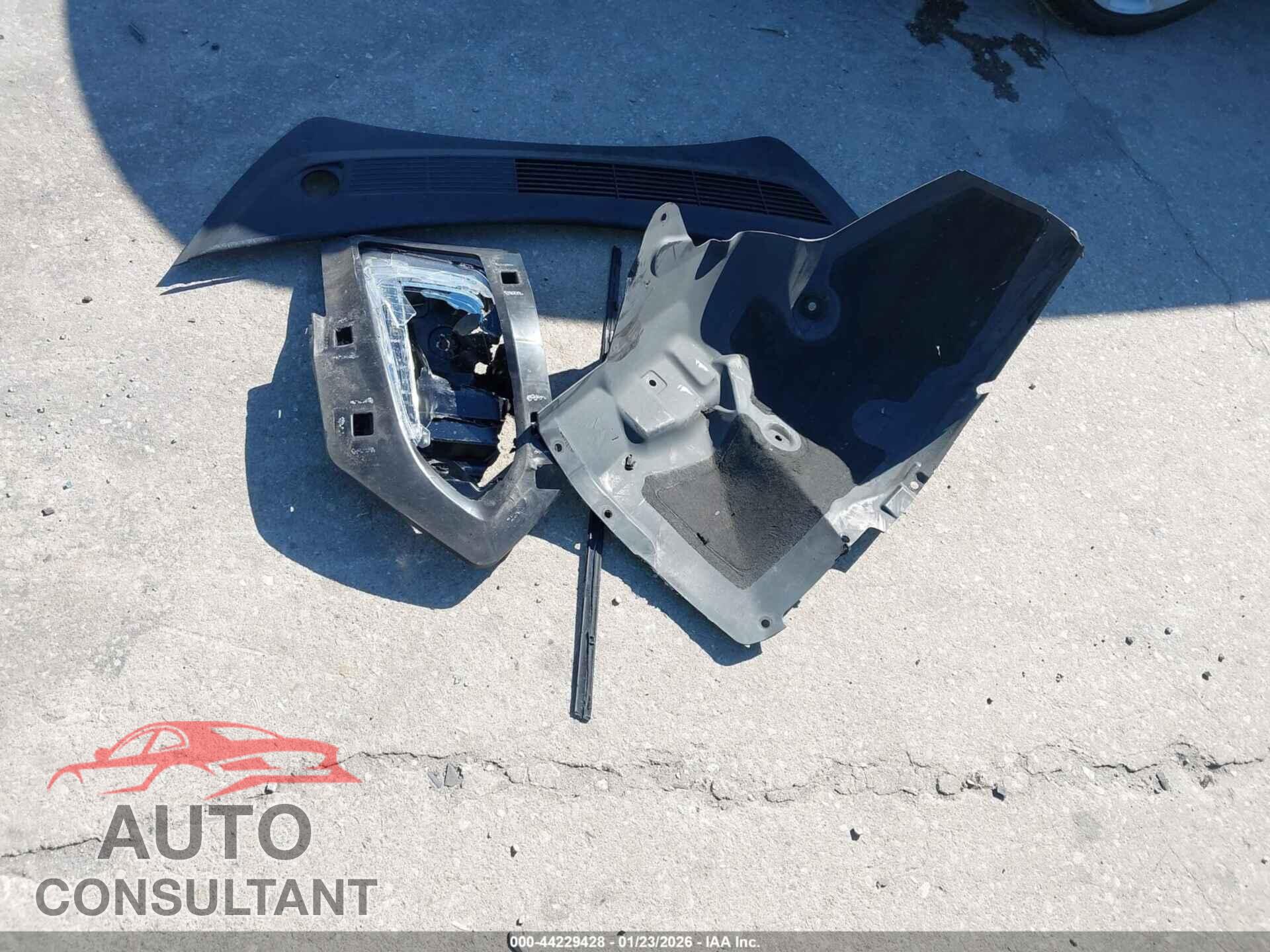 TESLA MODEL 3 2019 - 5YJ3E1EAXKF298129