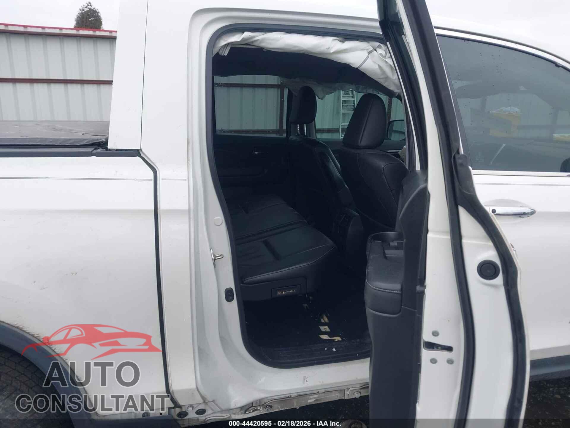 HONDA RIDGELINE 2017 - 5FPYK3F7XHB026385