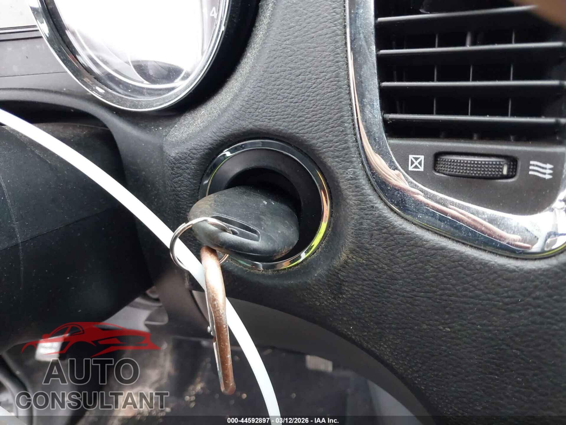 DODGE DURANGO 2013 - 1C4RDJAG1DC672182
