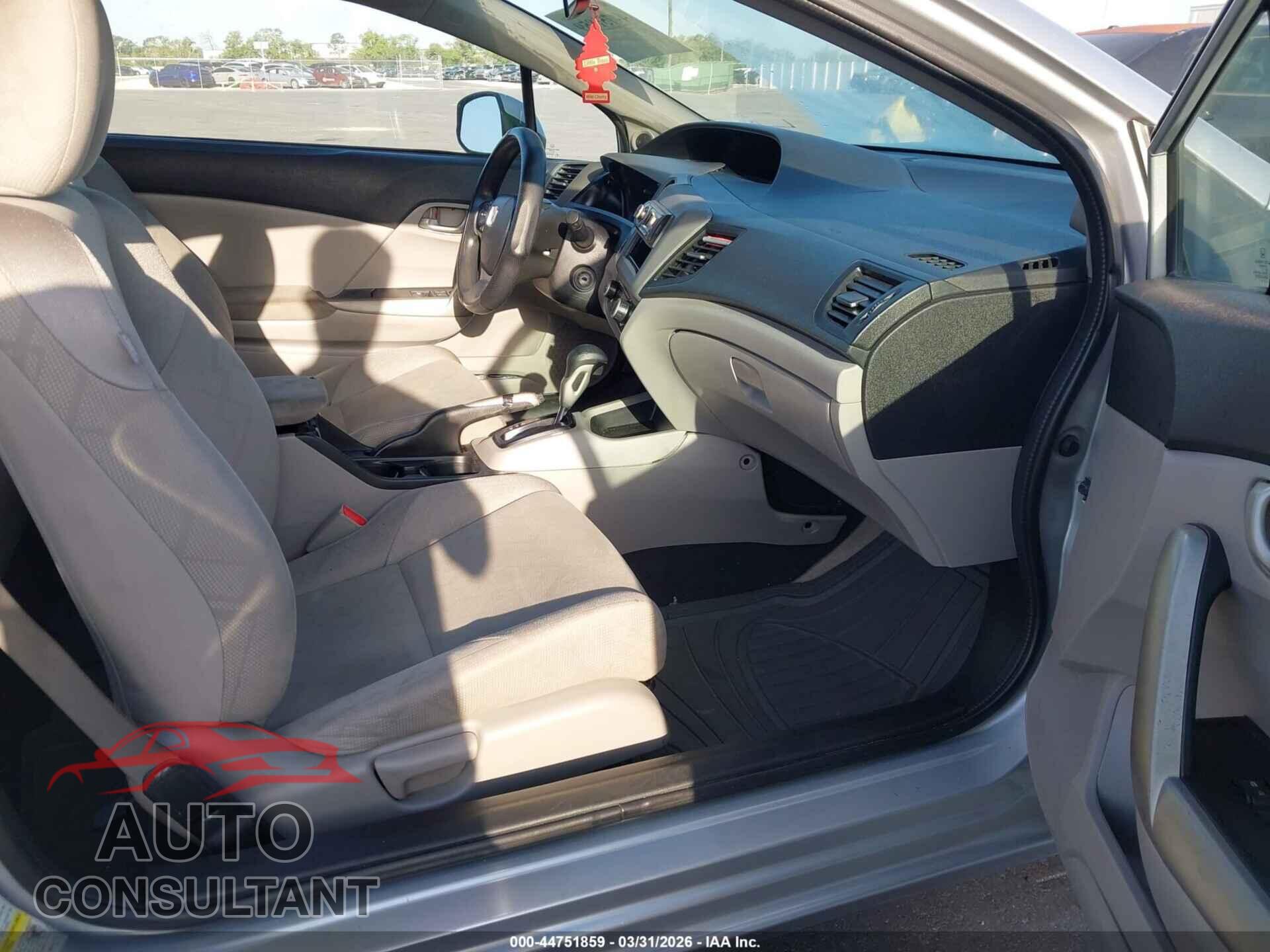 HONDA CIVIC 2012 - 2HGFG3B52CH557655