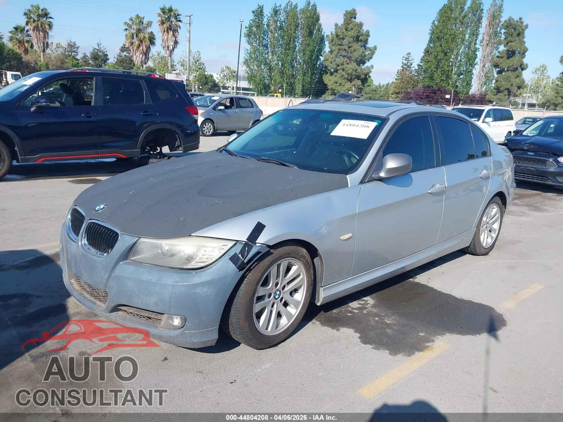 BMW 328I 2011 - WBAPH5G53BNM80964