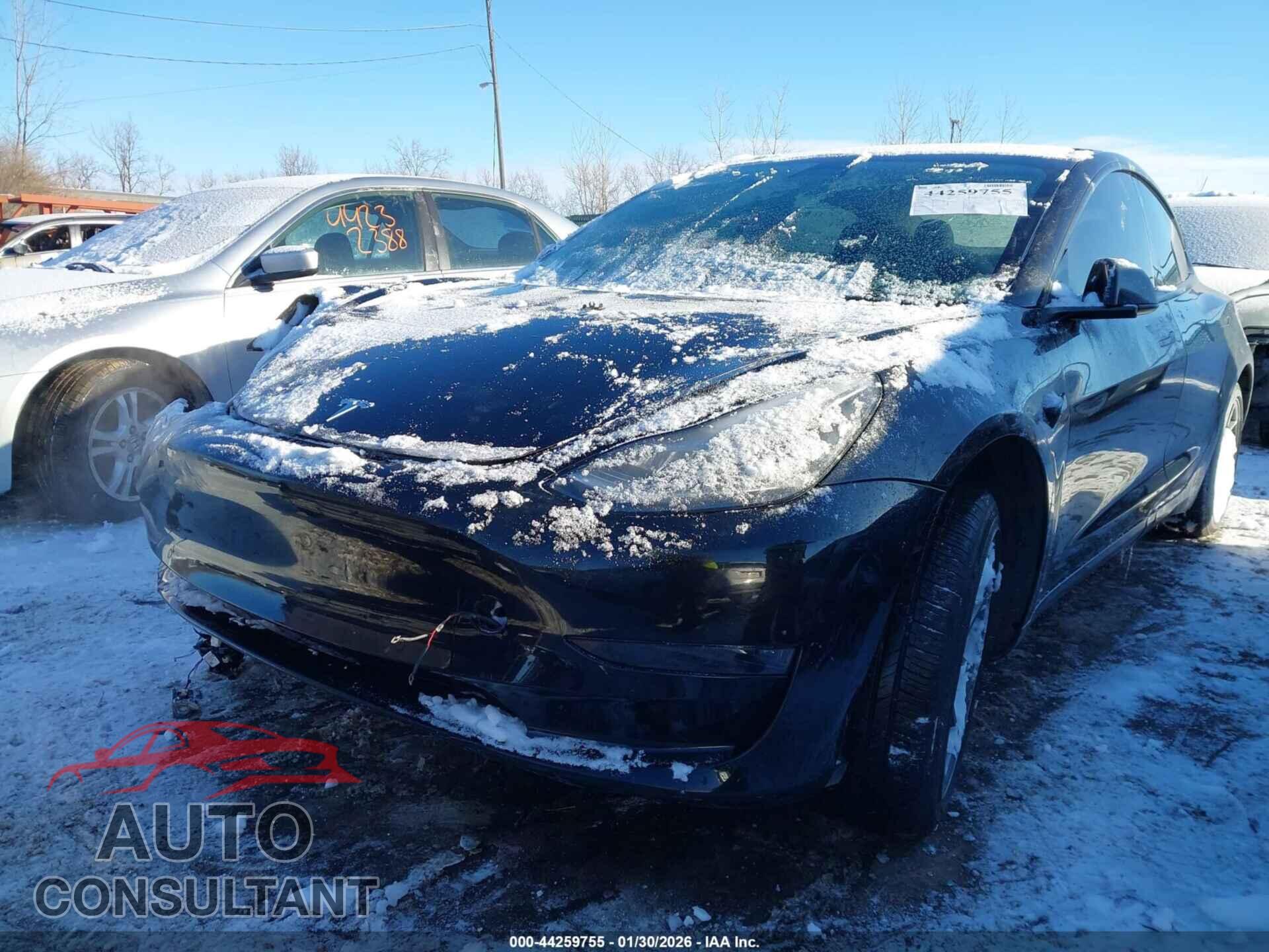 TESLA MODEL 3 2021 - 5YJ3E1EA5MF853975