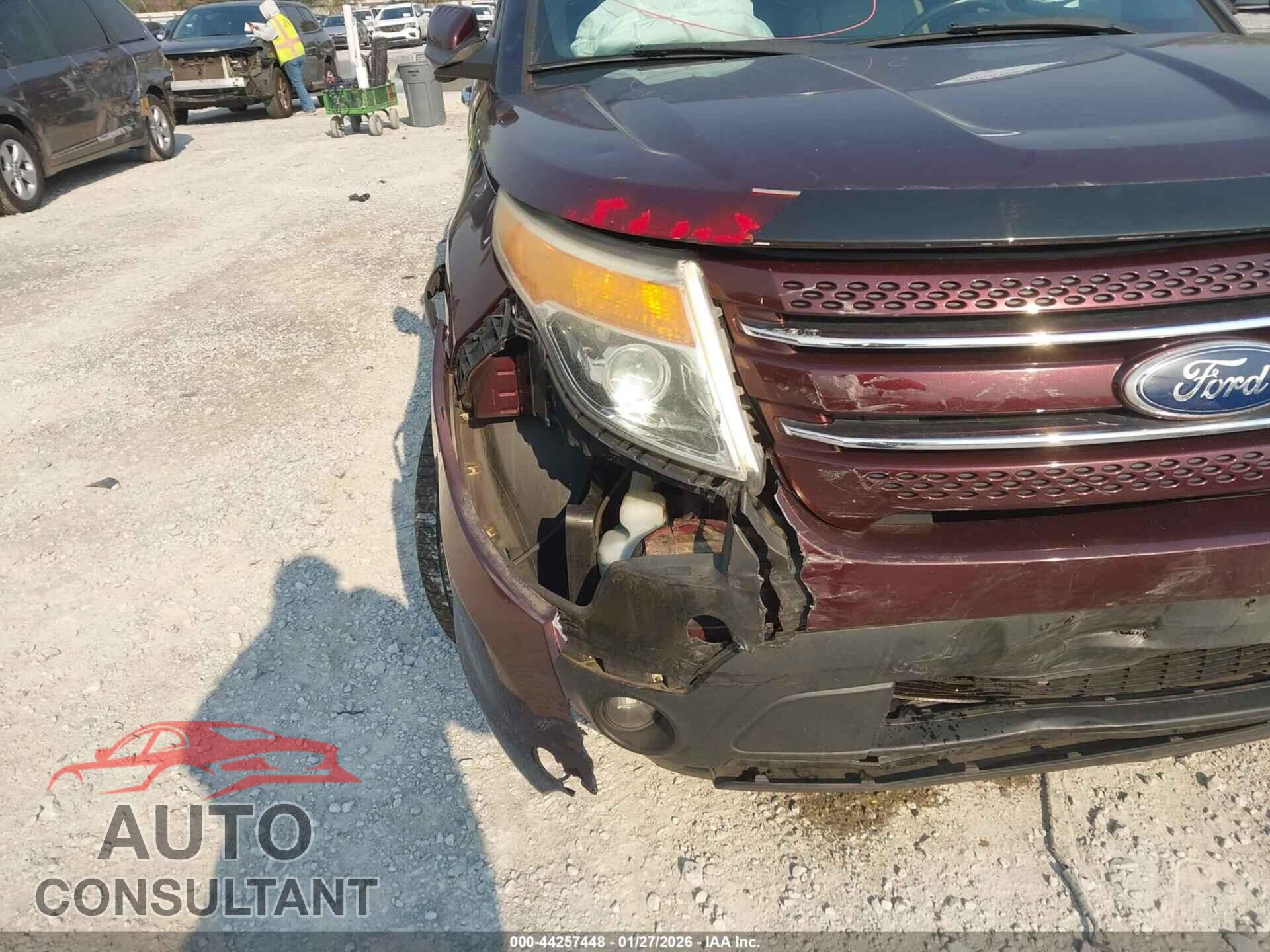 FORD EXPLORER 2011 - 1FMHK8F86BGA05329